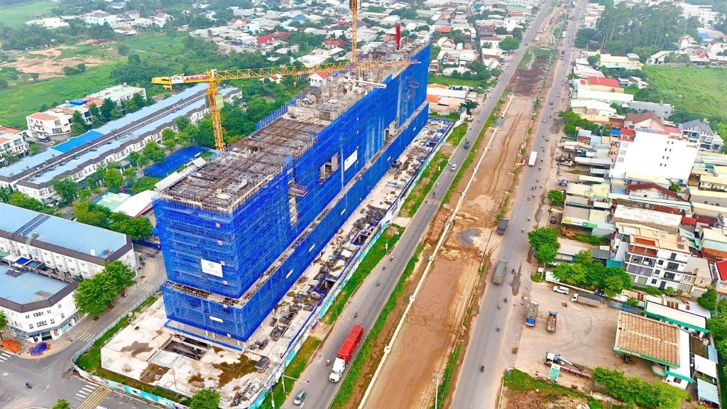 Căn hộ 2 phòng ngủ hơn 79m², tối ưu mặt sáng, hệ ban công trải dài tới 10m Căn hộ 2 phòng ngủ hơn 79m², tối ưu mặt sáng, hệ ban công trải dài tới 10m