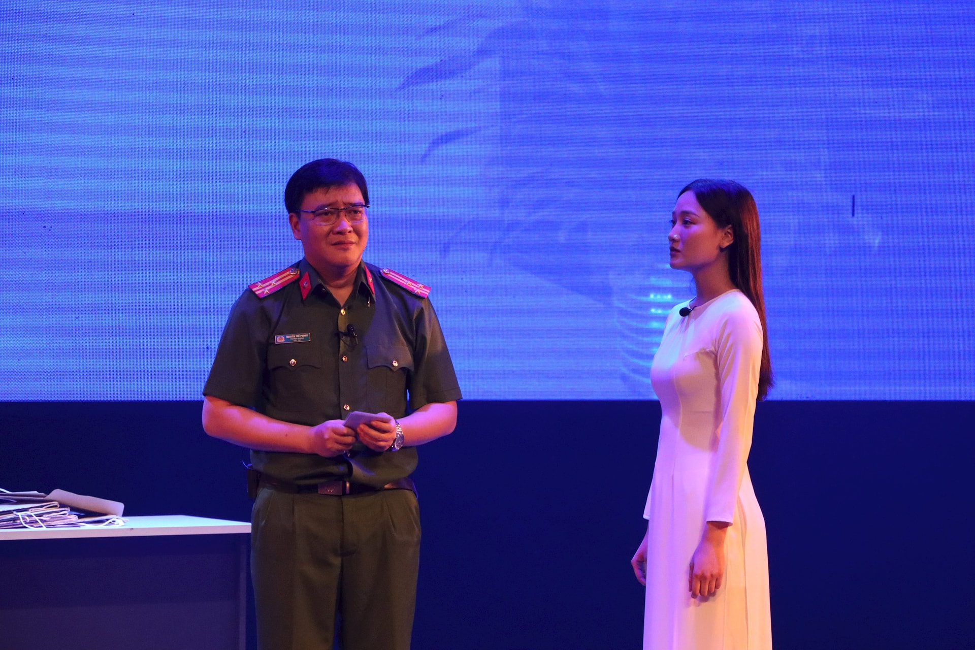 hoang-hon.jpg