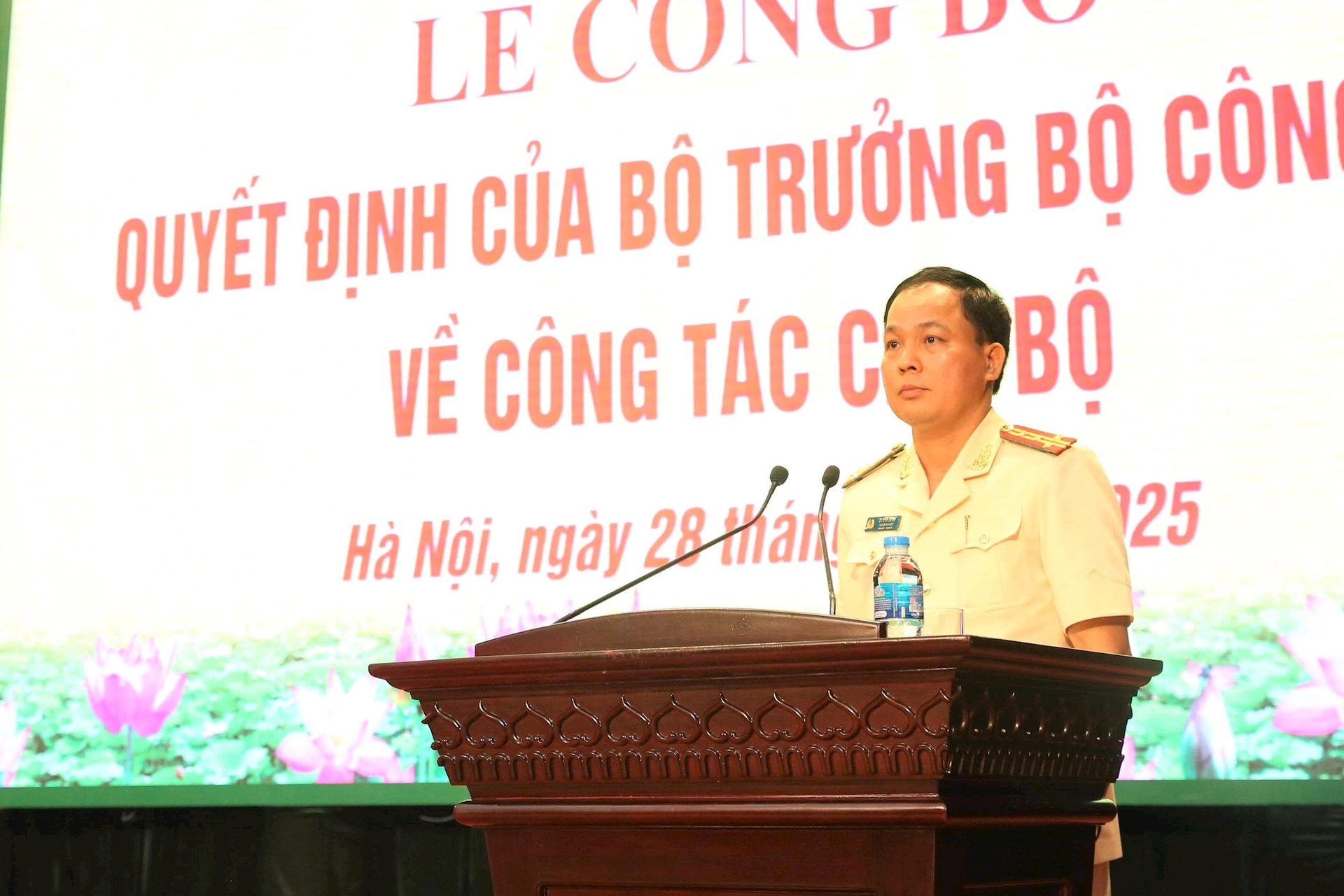 le-van-tuan.jpg