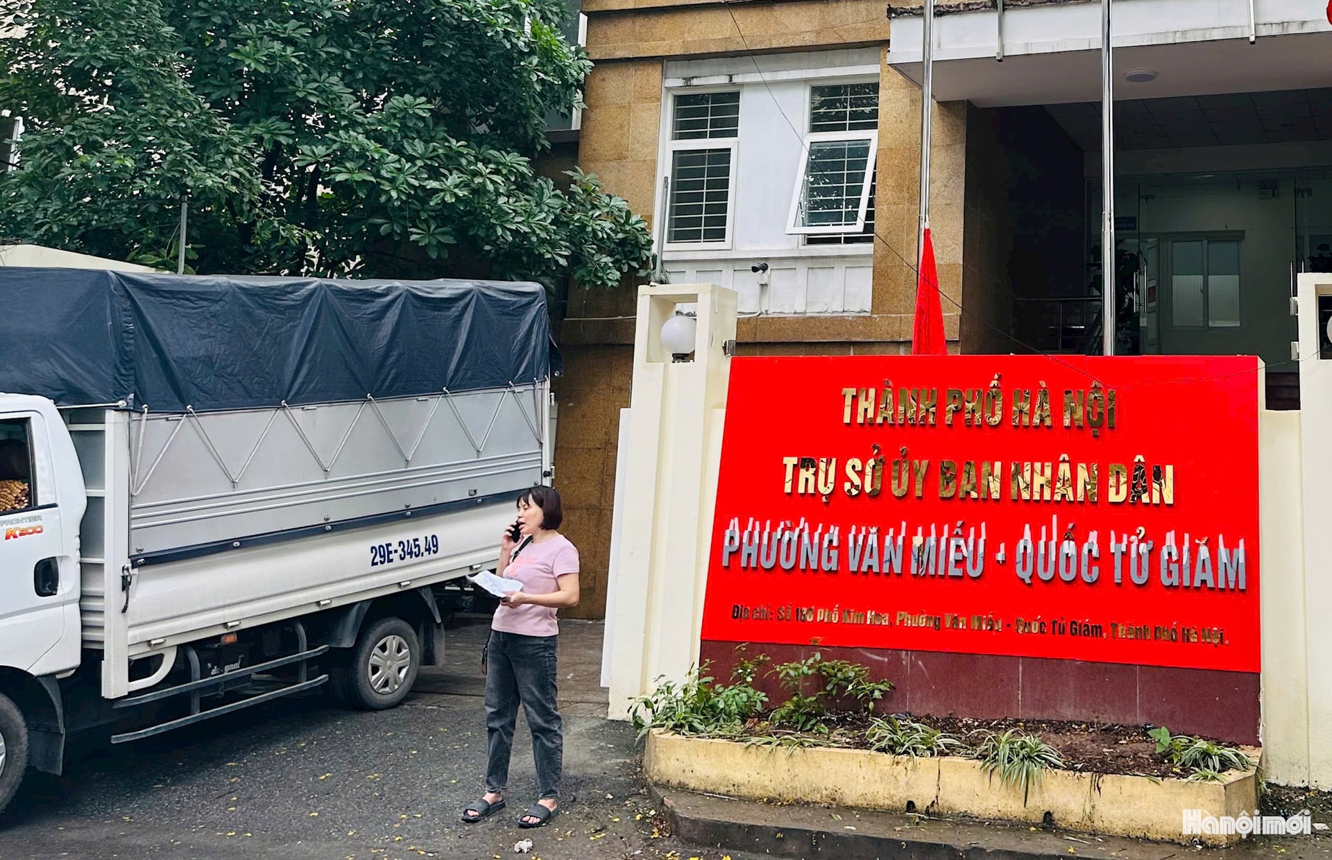 W_tru-so-van-mieu2.jpg