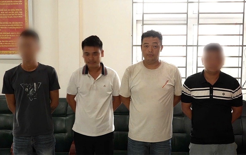 Các đối tượng liên quan đến vụ việc bị triệu tập đến cơ quan công an Các đối tượng liên quan đến vụ việc bị triệu tập đến cơ quan công an