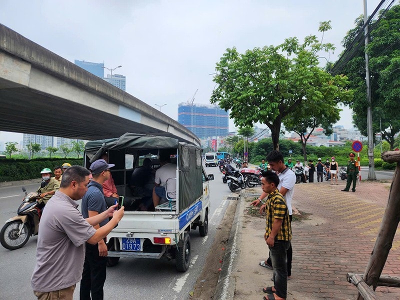Lực lượng chức năng thực nghiệm hiện trường vụ việc cưỡng đoạt tài sản Lực lượng chức năng thực nghiệm hiện trường vụ việc cưỡng đoạt tài sản