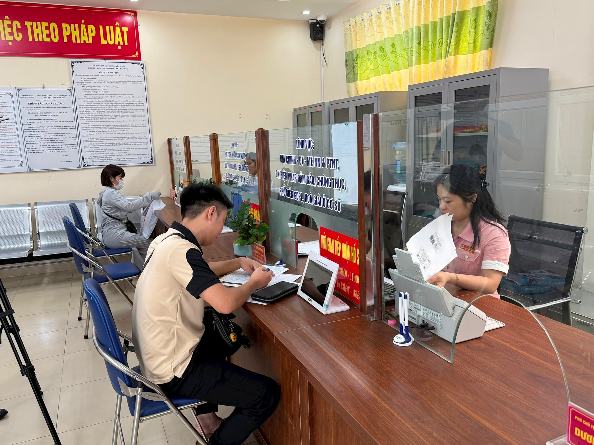 mot-cua-yen-nghia.jpg