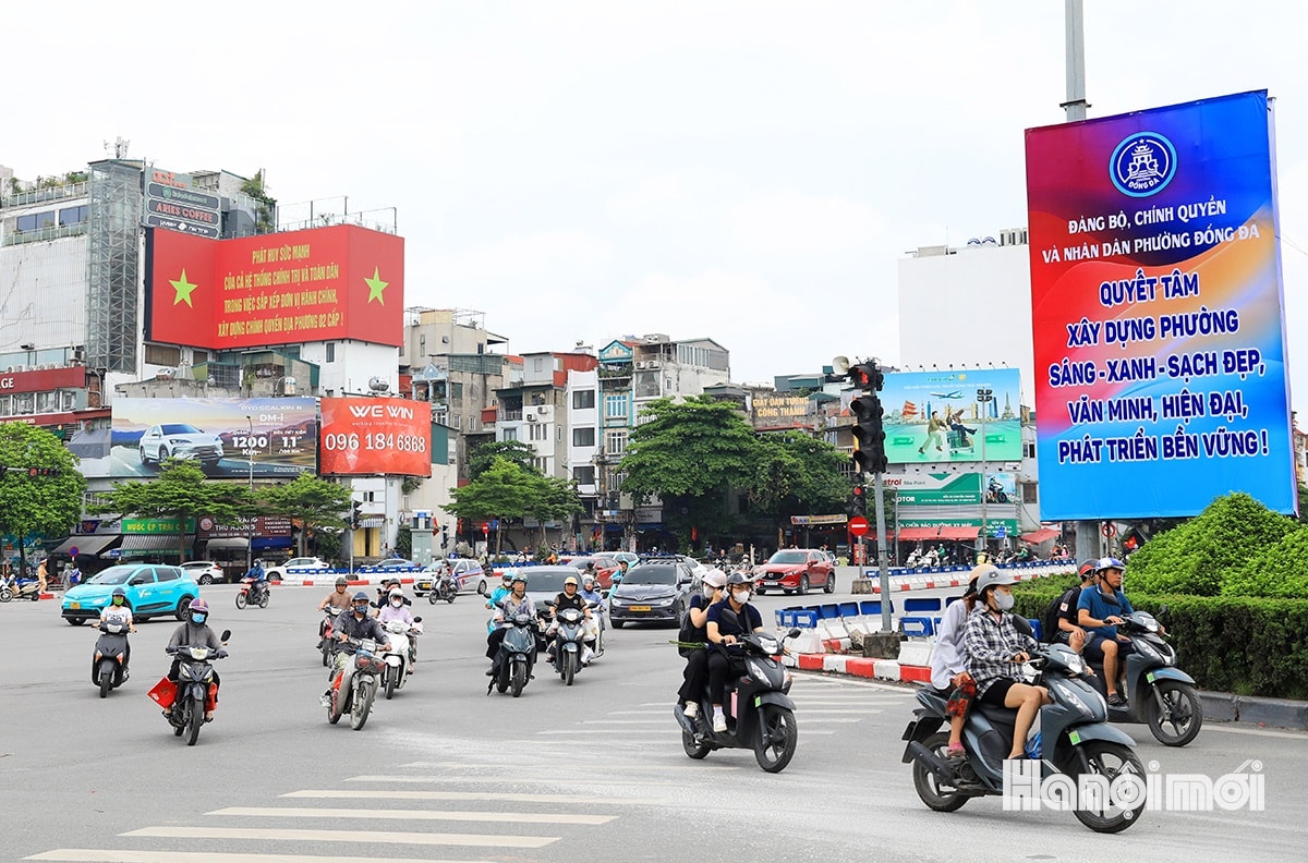 W_pa-no-chao-mung-chinh-quyen-2-cap-1.jpg