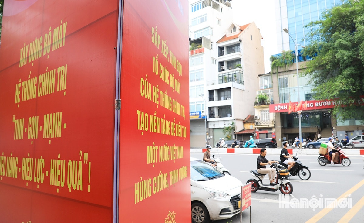 W_pa-no-chao-mung-chinh-quyen-2-cap-4.jpg
