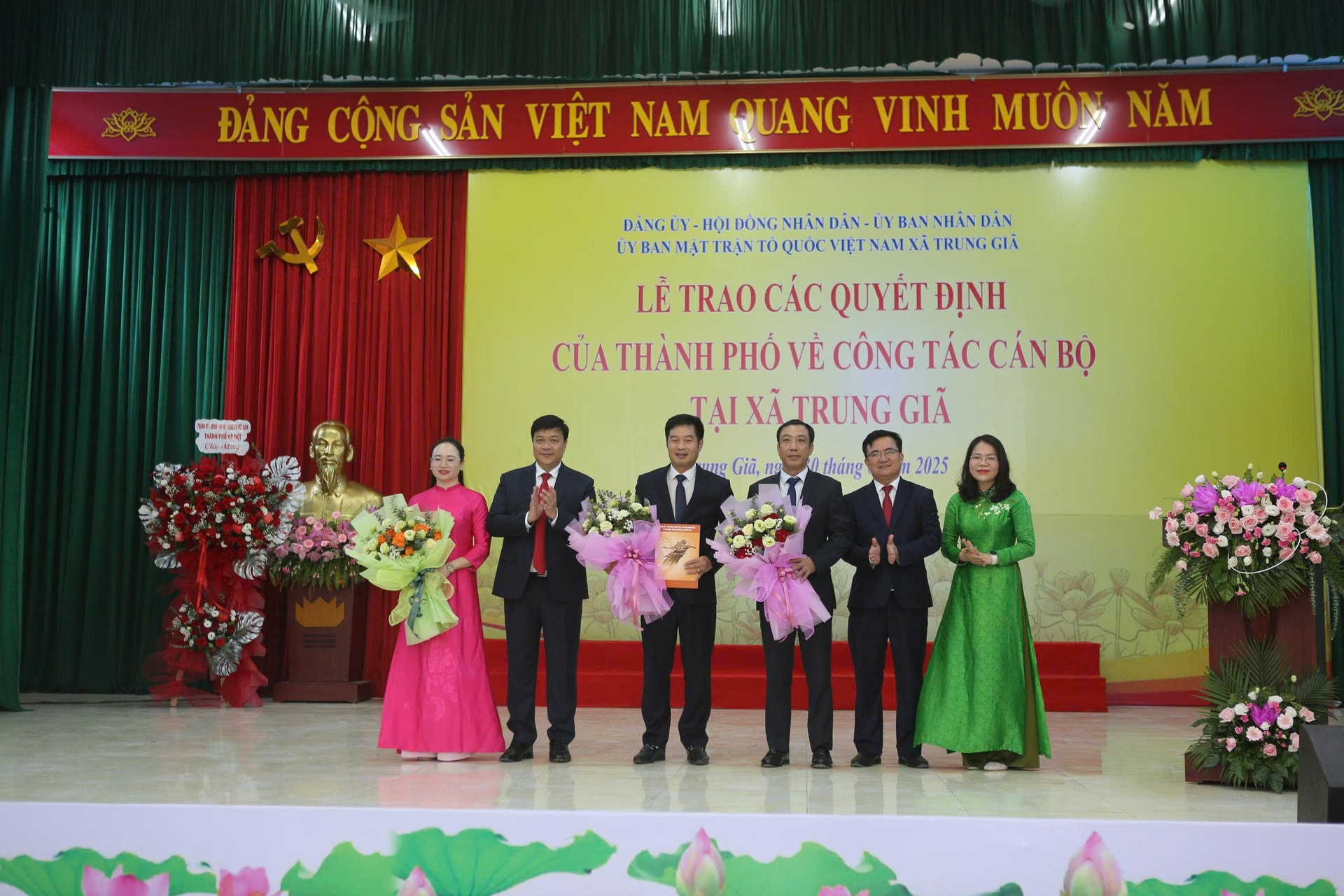 2xa-trung-gia.jpg