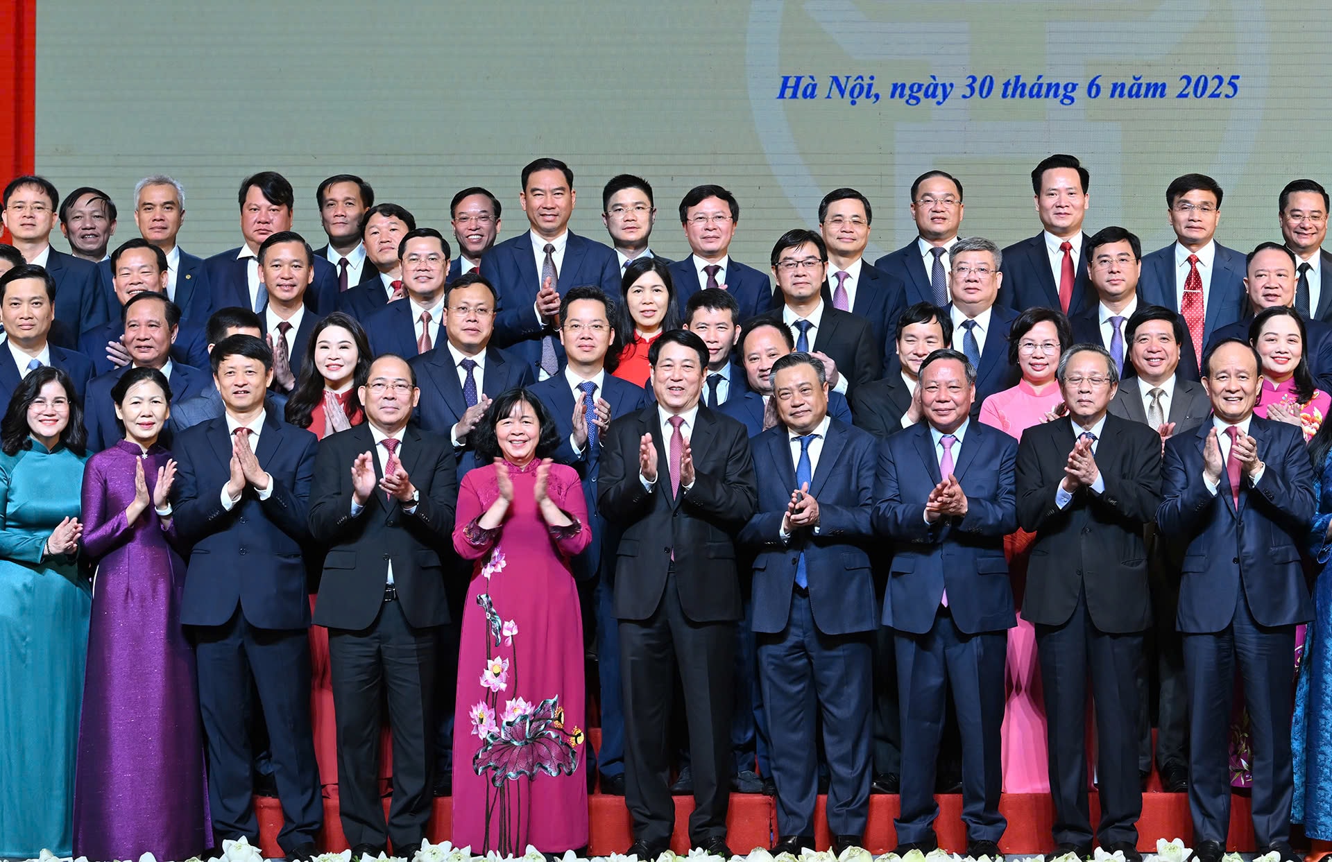 chup-anh-dldu.jpg