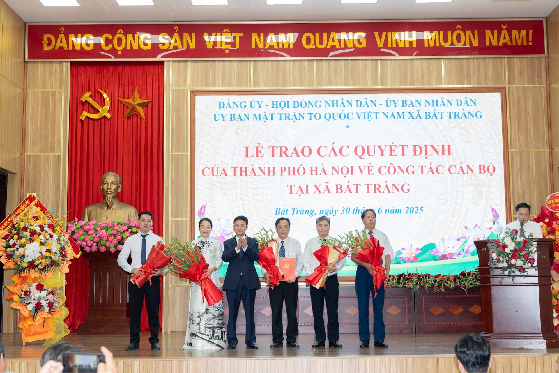 bat-trang-mttq6.jpg