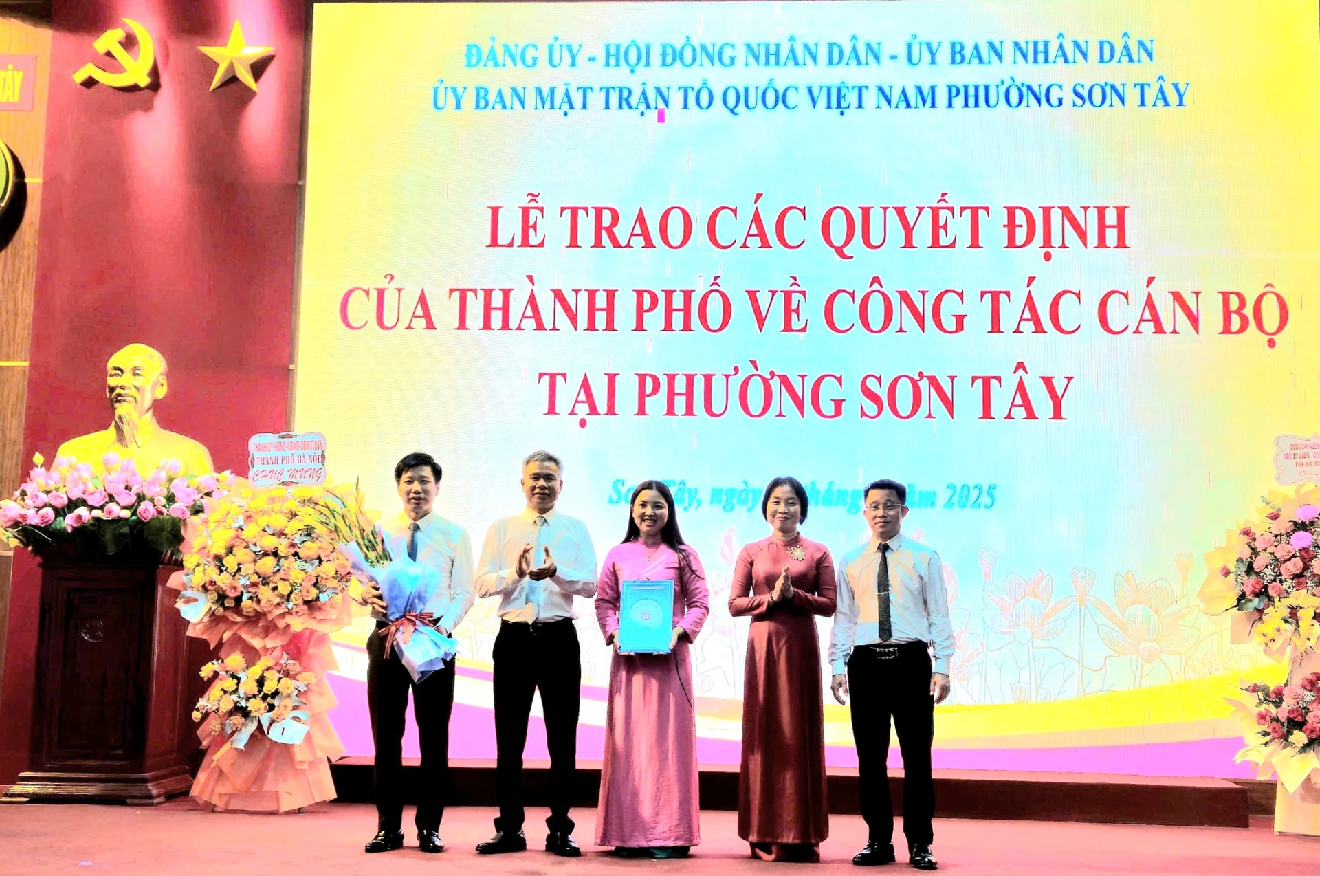 son-tay-ubnd1.jpg