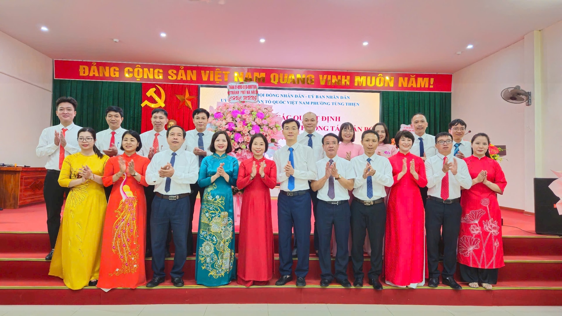 tung-thien-hoa0.jpg