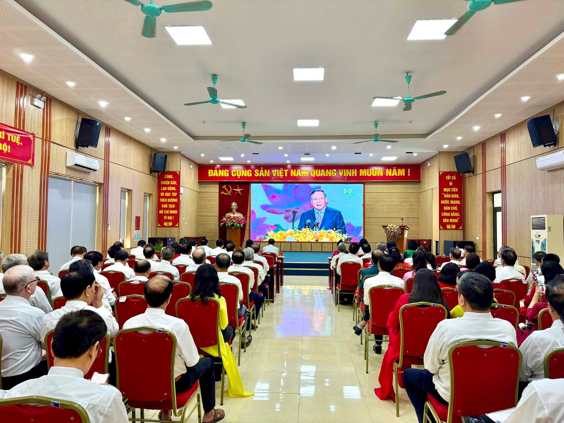 phuong-liet1.jpg