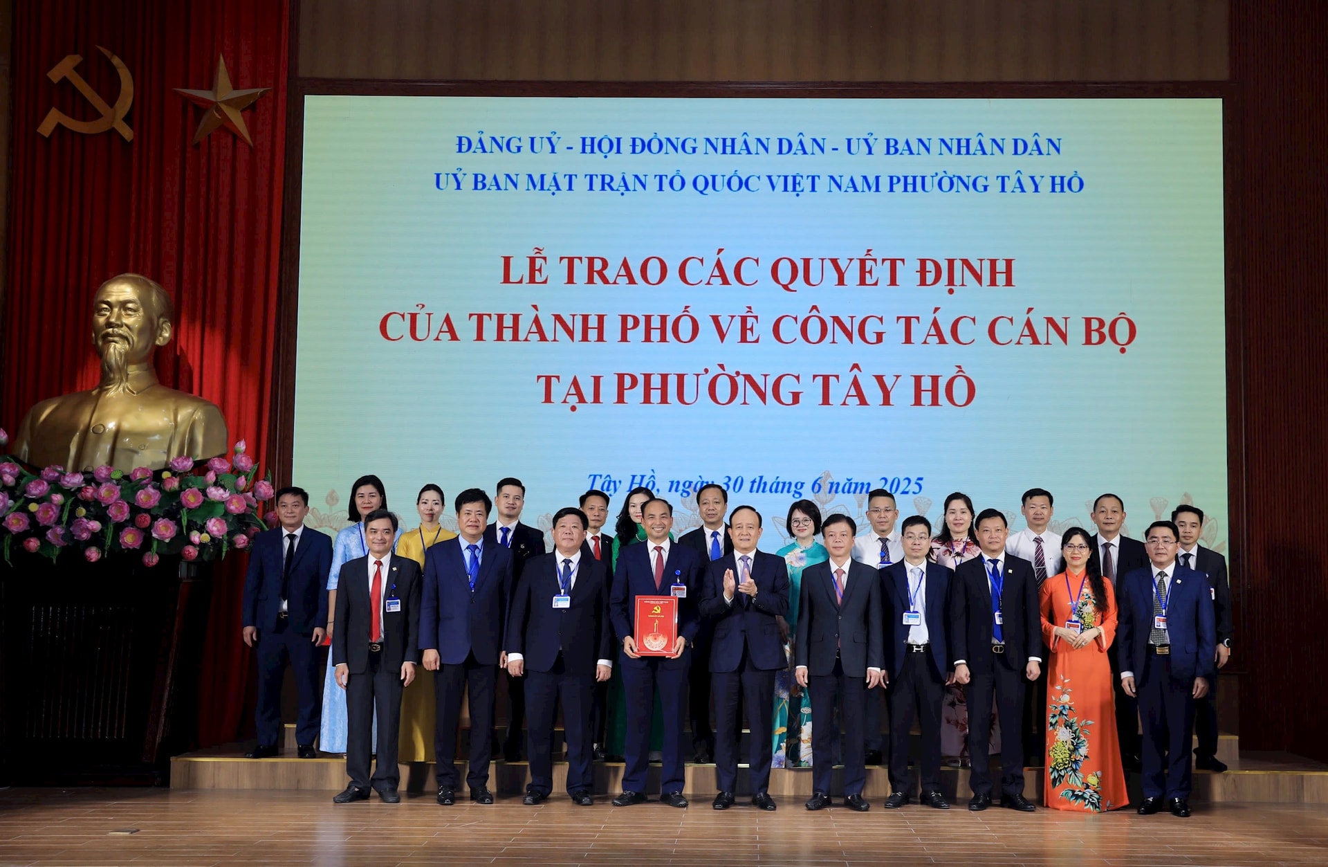 tuan1.jpg