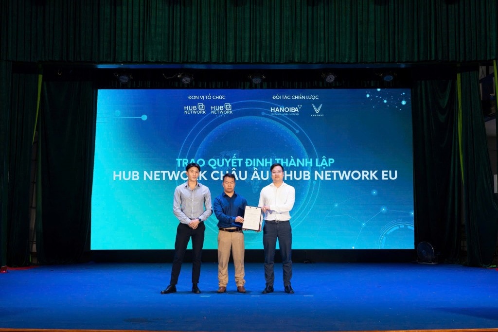 trao quyết định