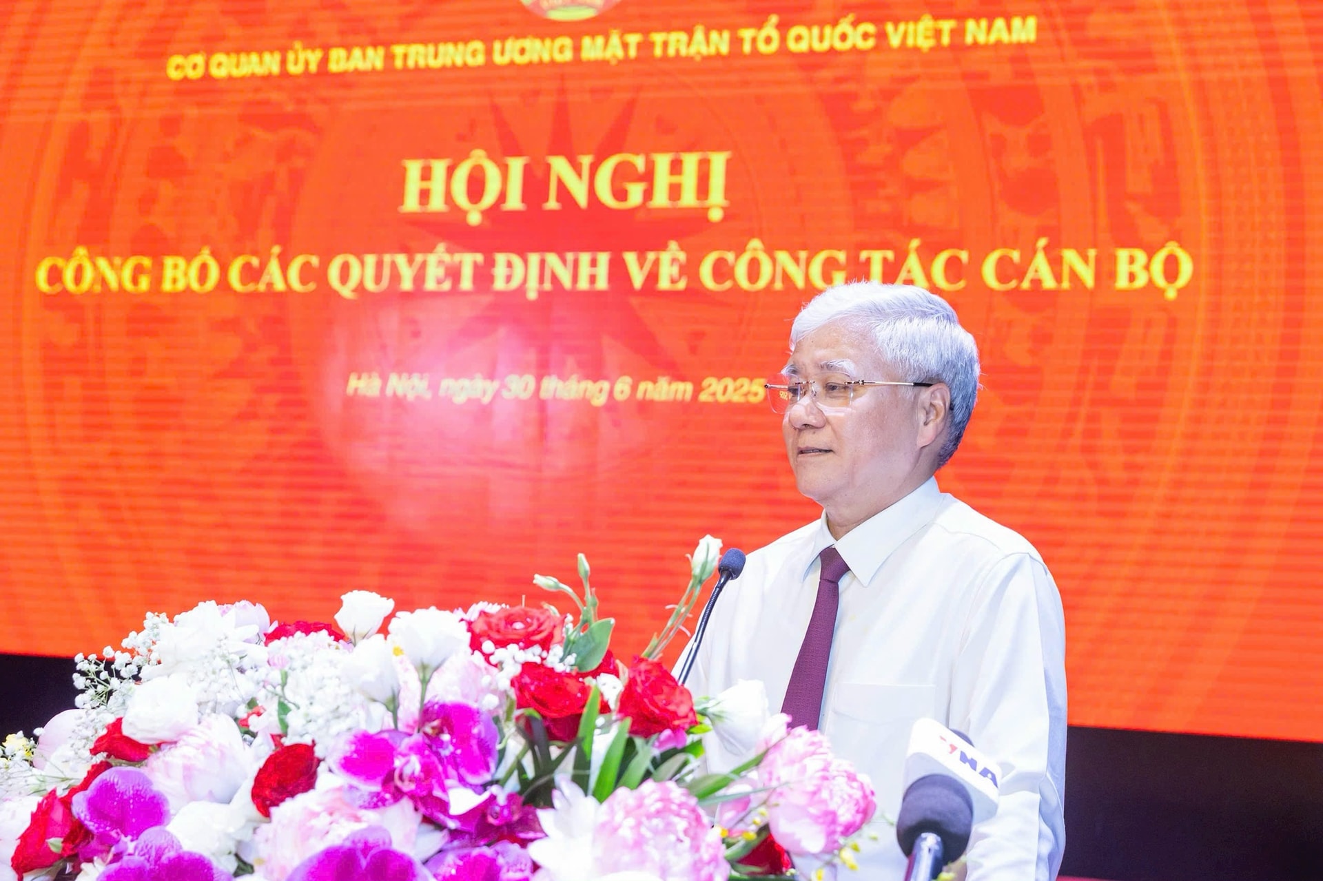 ct-do-van-chien.jpg