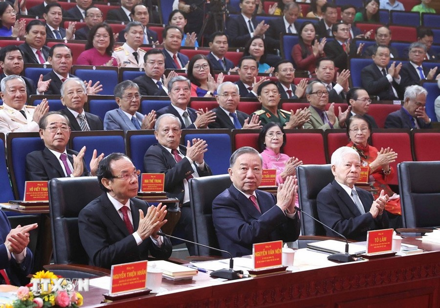 Lãnh đạo Đảng, Nhà nước dự Lễ công bố các nghị quyết, quyết định sáp nhập đơn vị hành chính