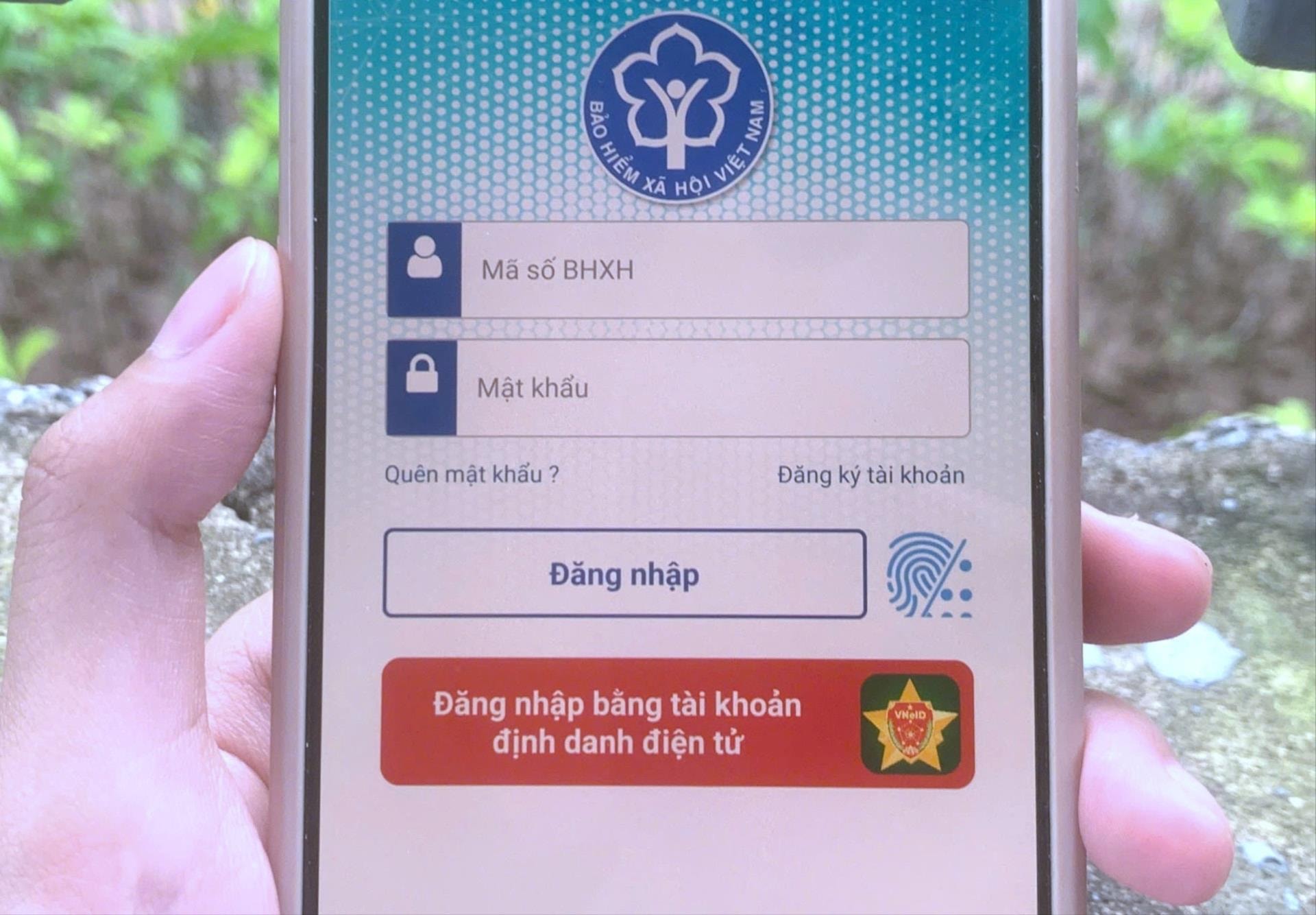 [Podcast] Từ 1-1-2026, sổ bảo hiểm xã hội điện tử sẽ thay sổ giấy