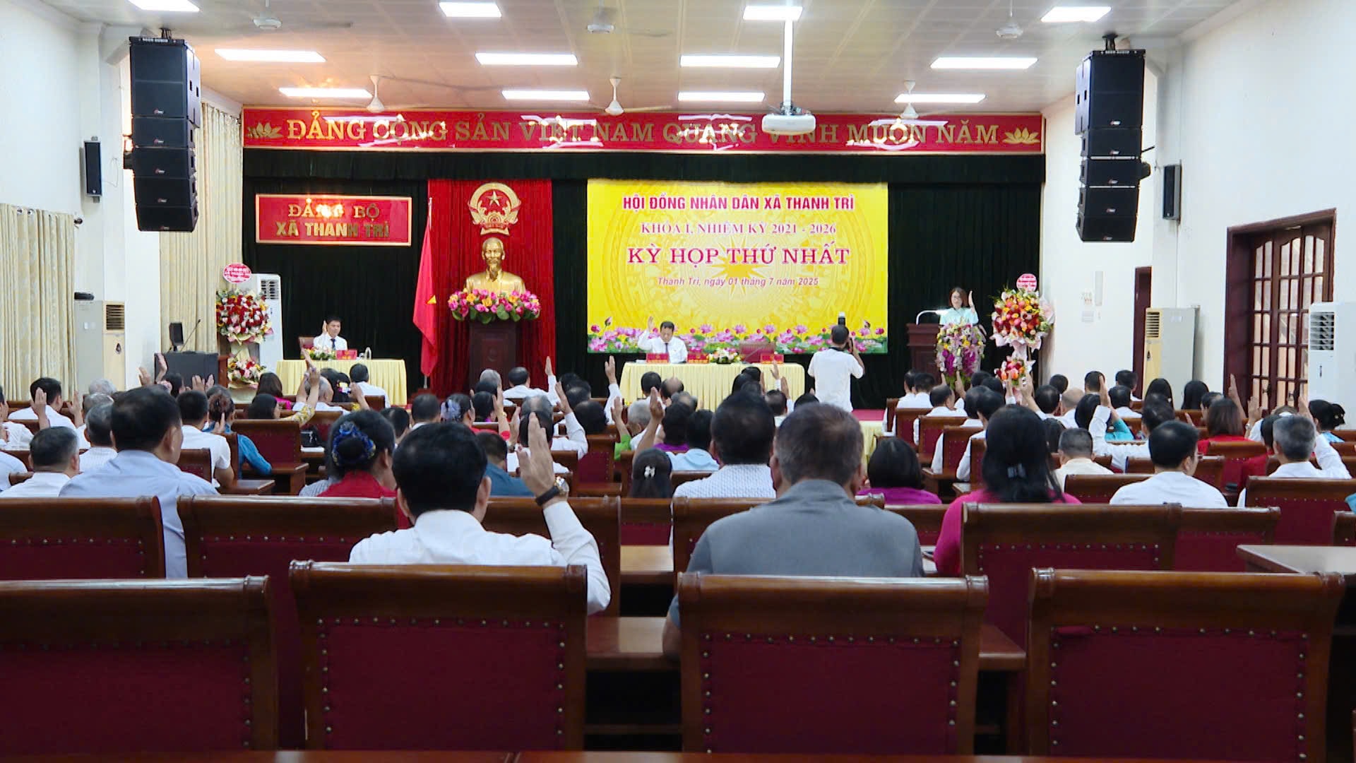 bieu-quyet-thanh-tri.jpg