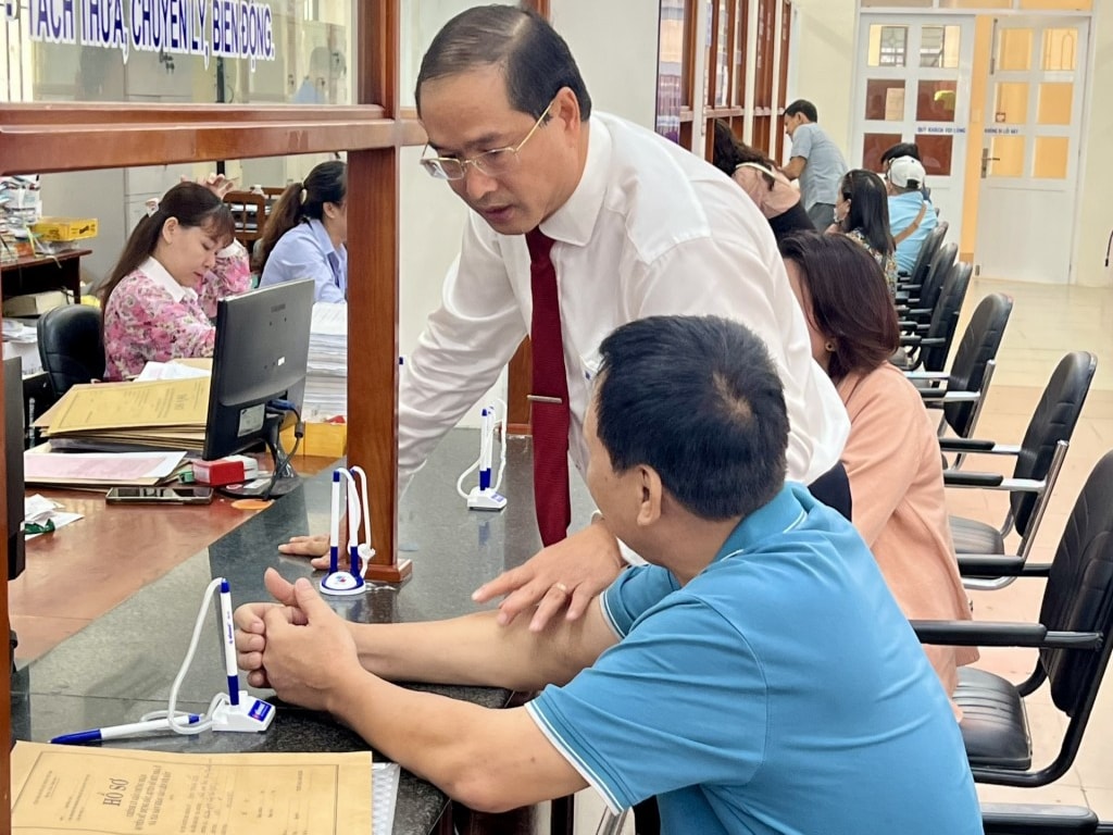 Nhiều phường tại TP HCM vận hành suôn sẻ, người dân hài lòng