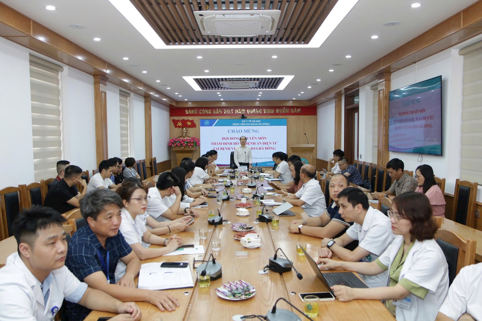 bvhd-quang-canh.jpg