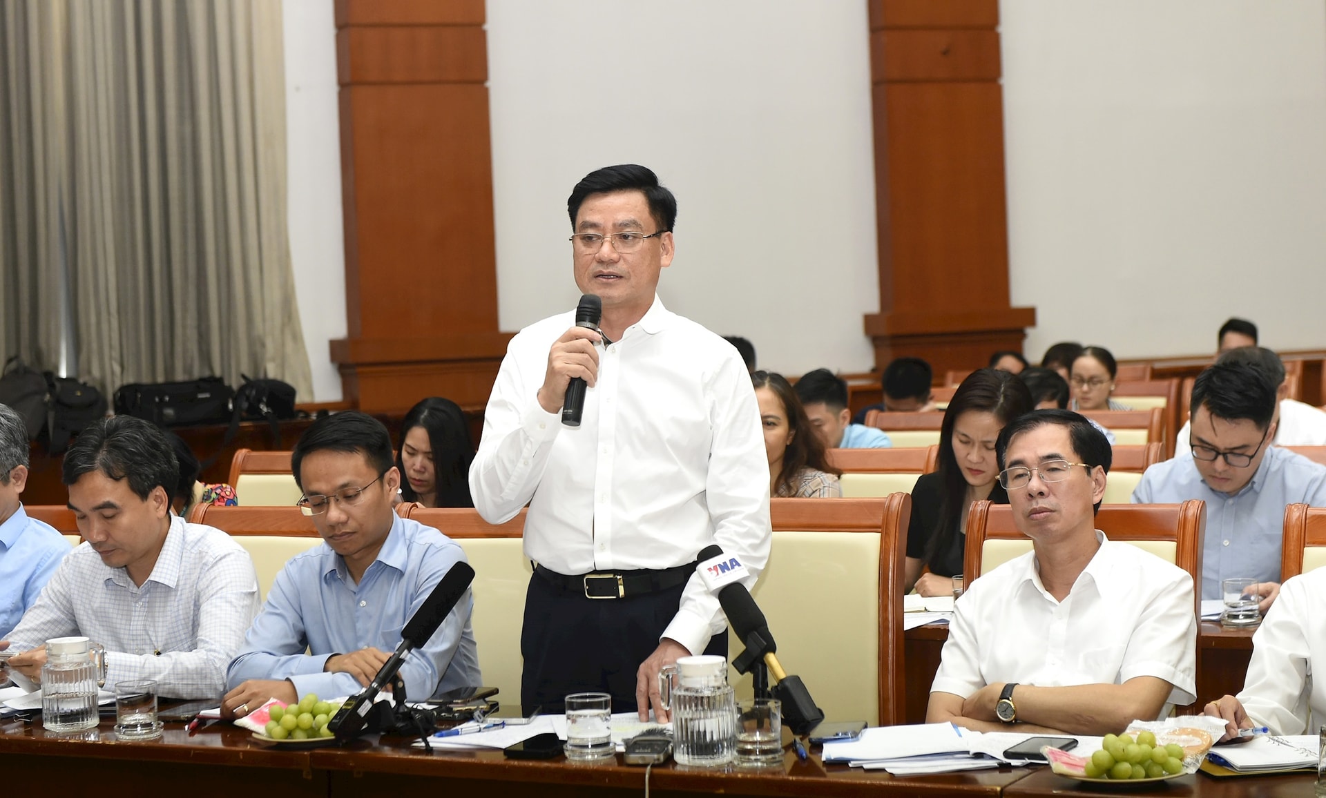 dai-dien-ub-ck.jpg