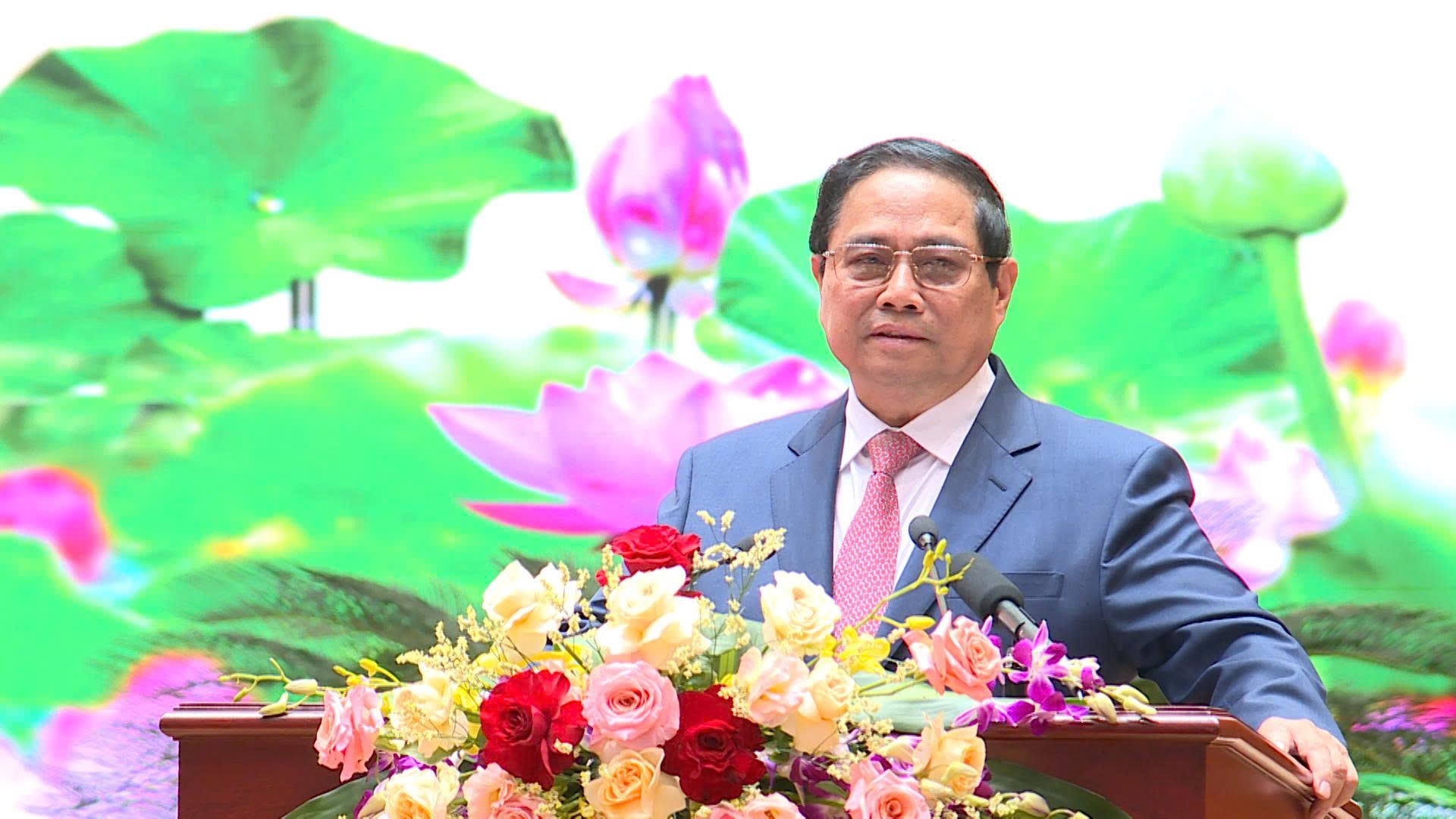 Đồng chí Phạm Minh Chính, Ủy viên Bộ Chính trị, Thủ tướng Chính phủ dự chỉ đạo hội nghị. Ảnh: Minh Trang