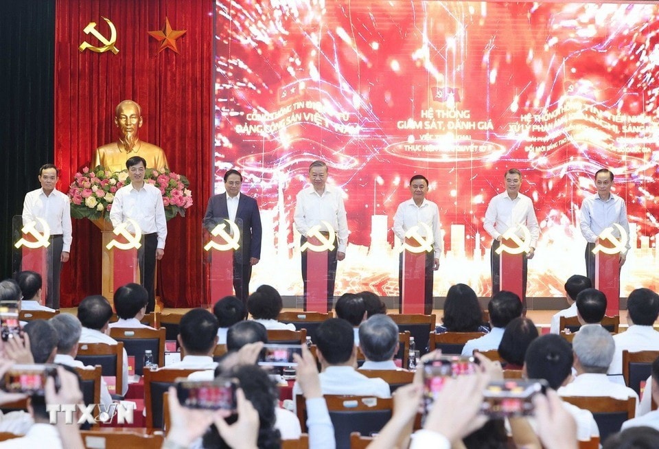 Tổng Bí thư Tô Lâm chủ trì hội nghị sơ kết về thực hiện Nghị quyết 57-NQ/TW Tổng Bí thư Tô Lâm chủ trì hội nghị sơ kết về thực hiện Nghị quyết 57-NQ/TW