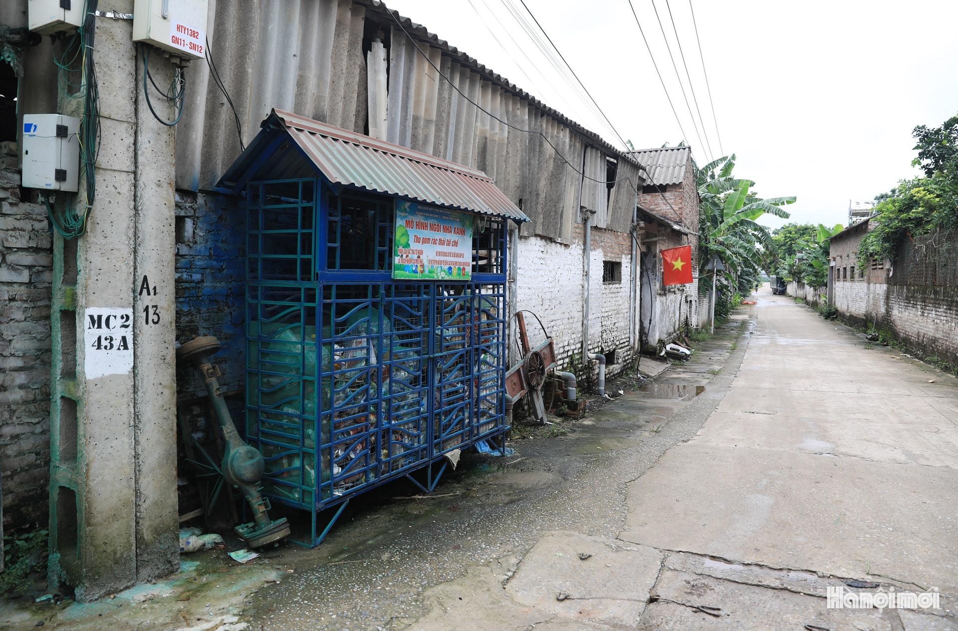 W_hnm-minhchau02.jpg