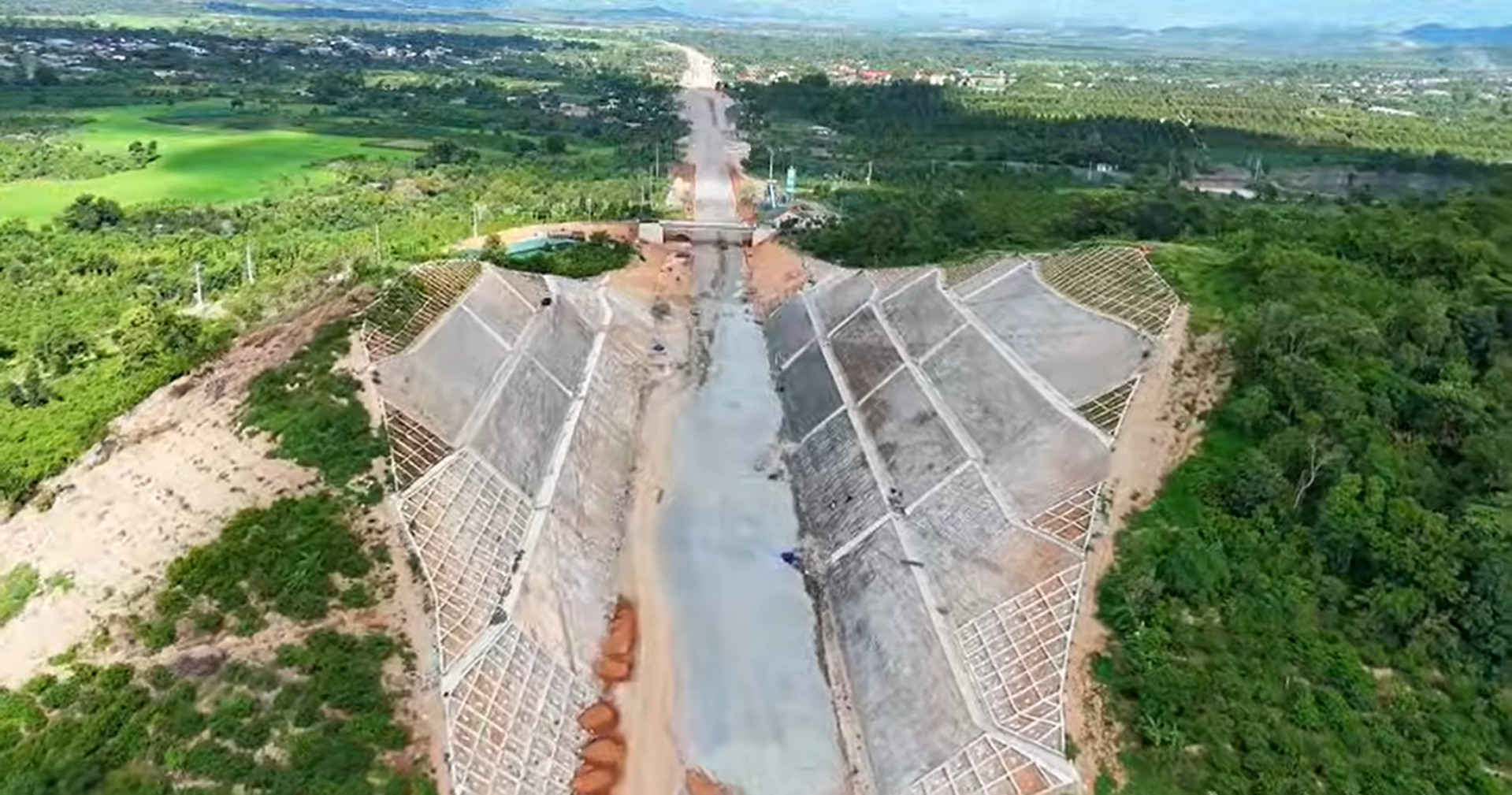 a25.khanh-hoa-buon-ma-thuot.jpg.png