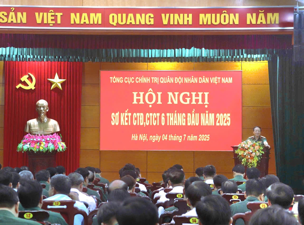 quyet4.jpg