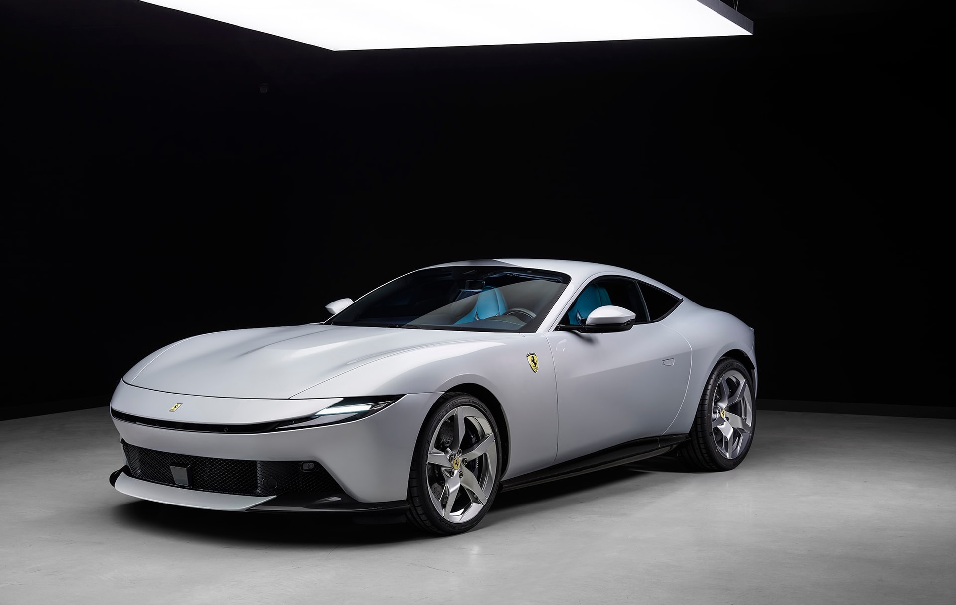 2025_06_ferrari_amalfi_80417.jpg