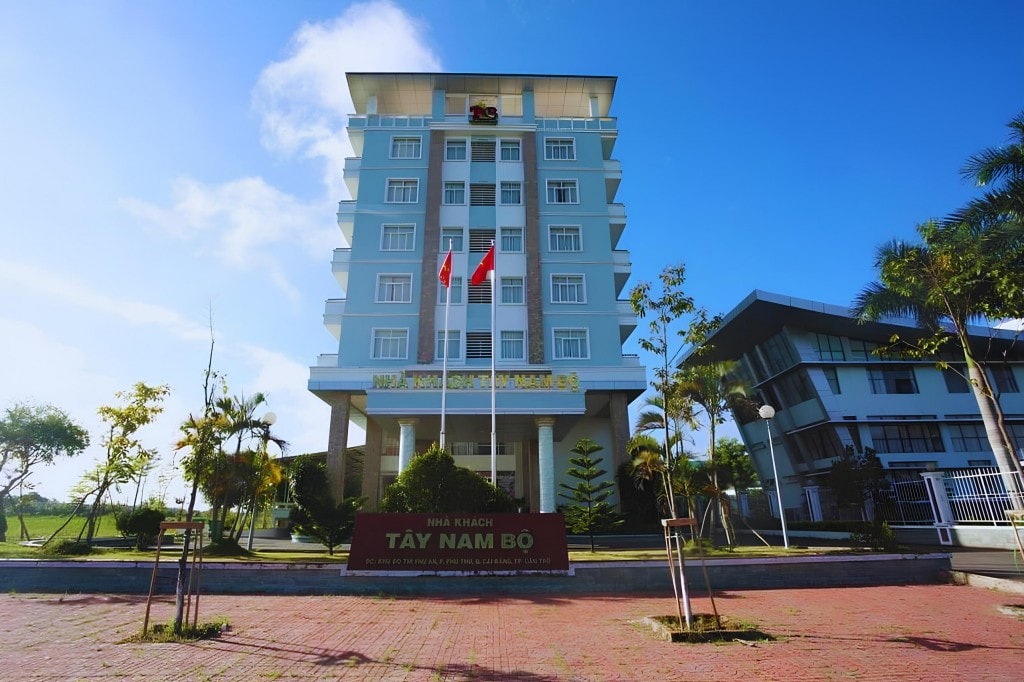  Nhà khách Tây Nam Bộ cách trung tâm hành chính TP Cần Thơ khoảng 3 kmẢnh: INT