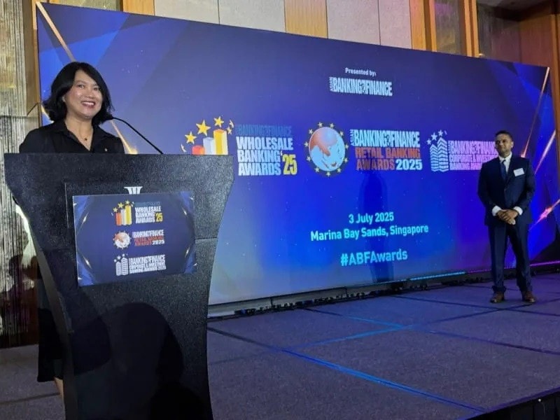 Bà Nguyễn Thị Hồng Vân - Giám đốc Khối Pháp chế và Tuân thủ của Vietcombank phát biểu tại Lễ trao giải ABF 2025
