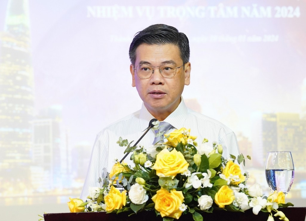 Phó Chủ tịch UBND TP Hồ Chí Minh Nguyễn Văn Dũng phát biểu tại Hội nghị tổng kết ngành Du lịch TP Hồ Chí Minh và triển khai phương hướng, nhiệm vụ trọng tâm năm 2024