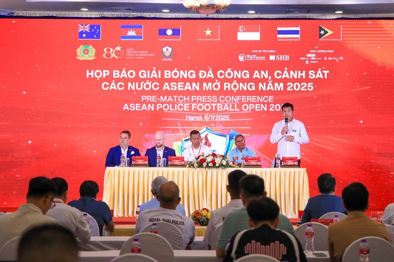 6-canh-sat-asean2.jpg