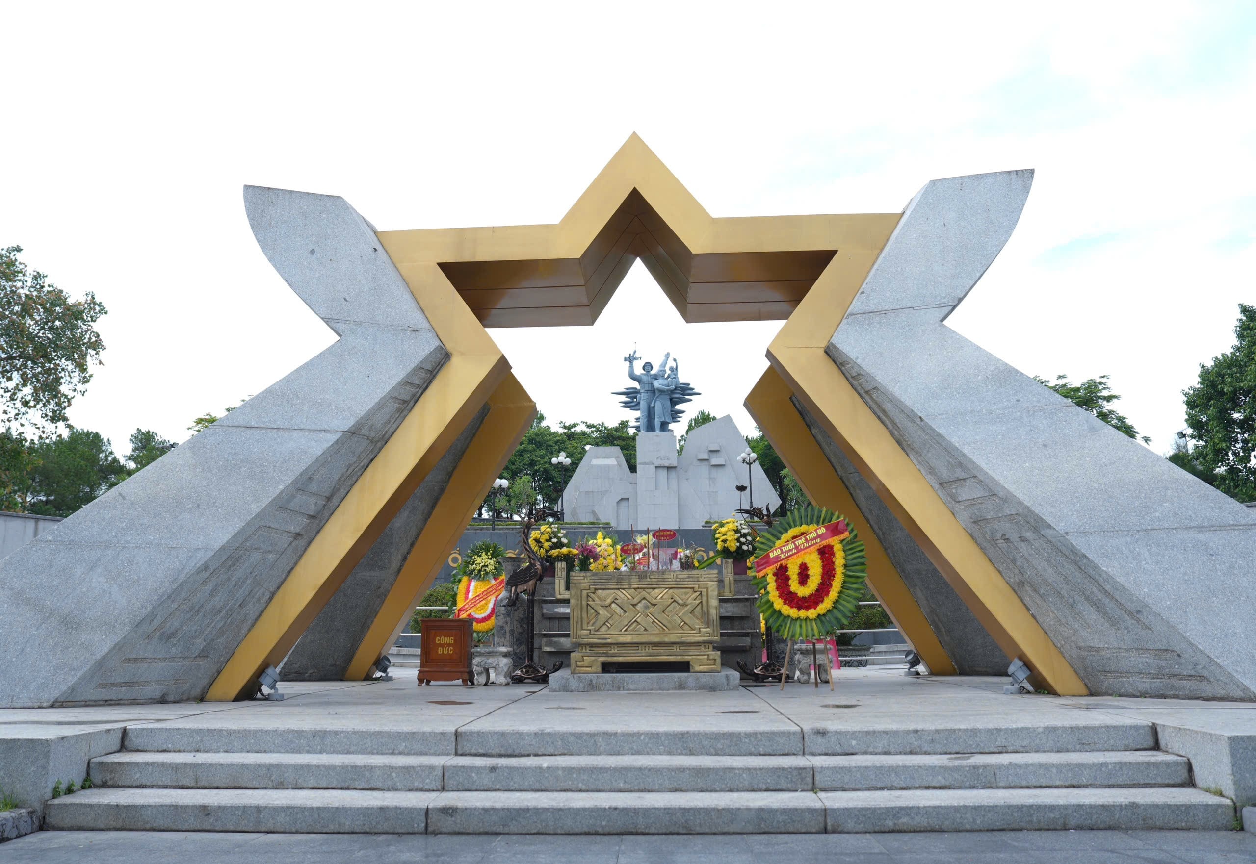 Tháng Bảy về miền đất thiêng Quảng Trị