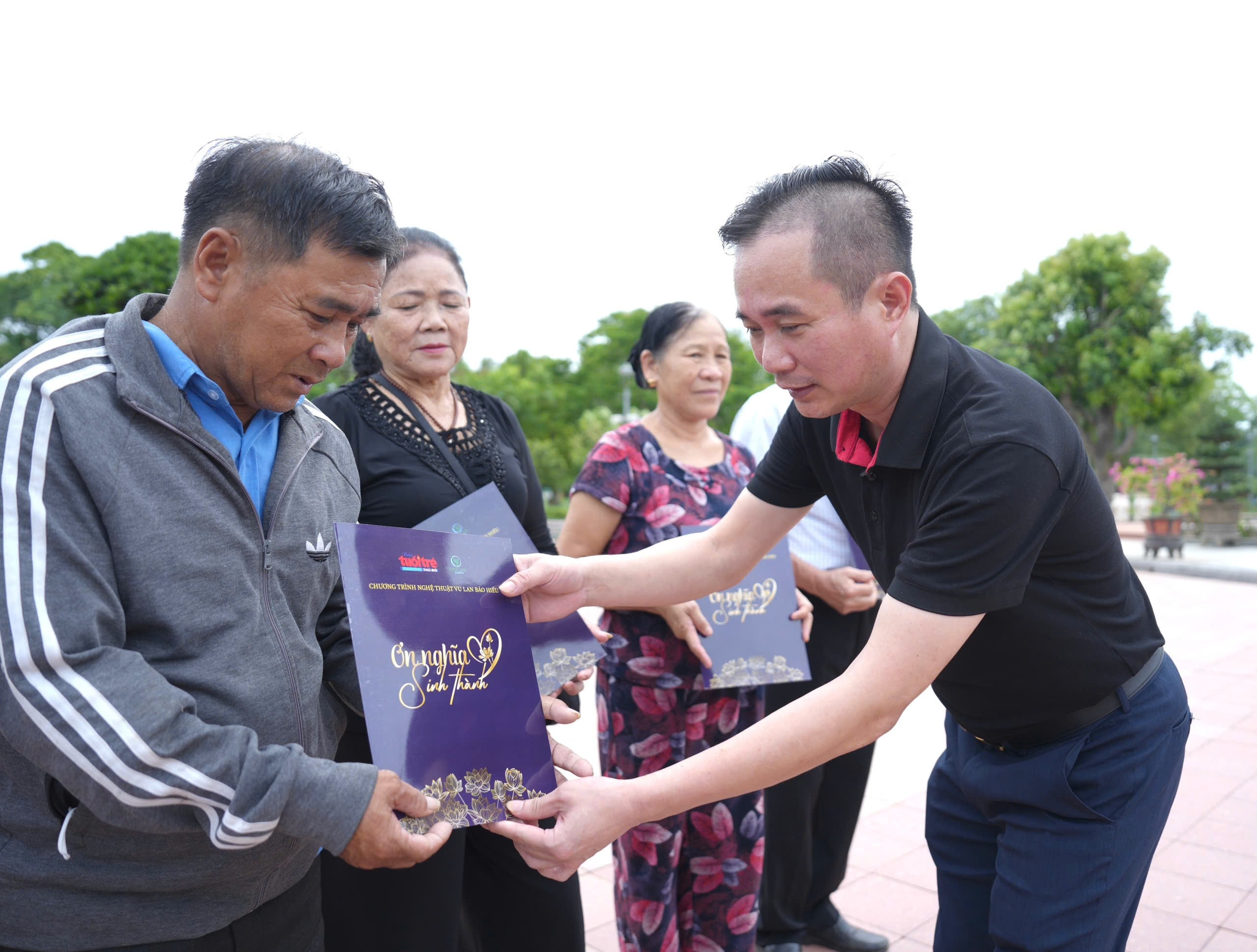 Tháng Bảy về miền đất thiêng Quảng Trị