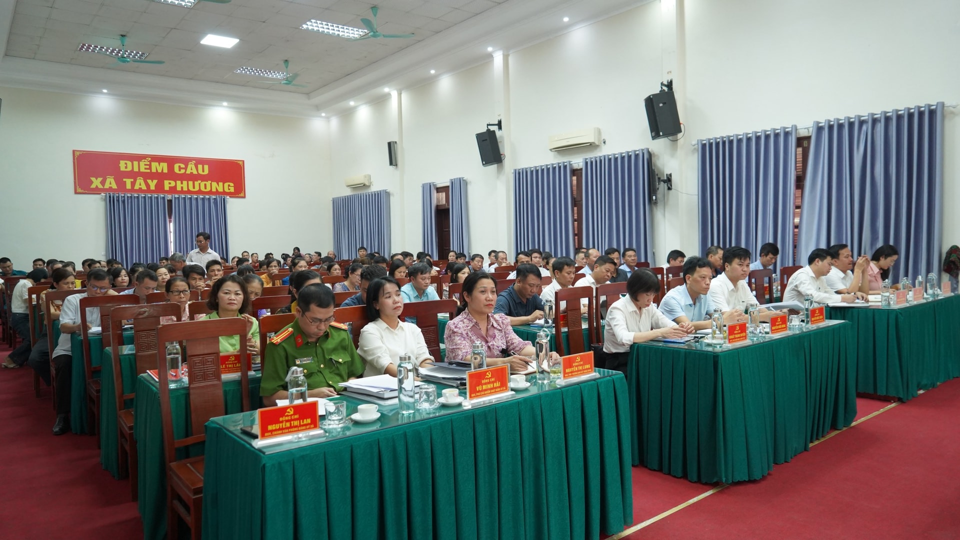 tay-phuong.jpg