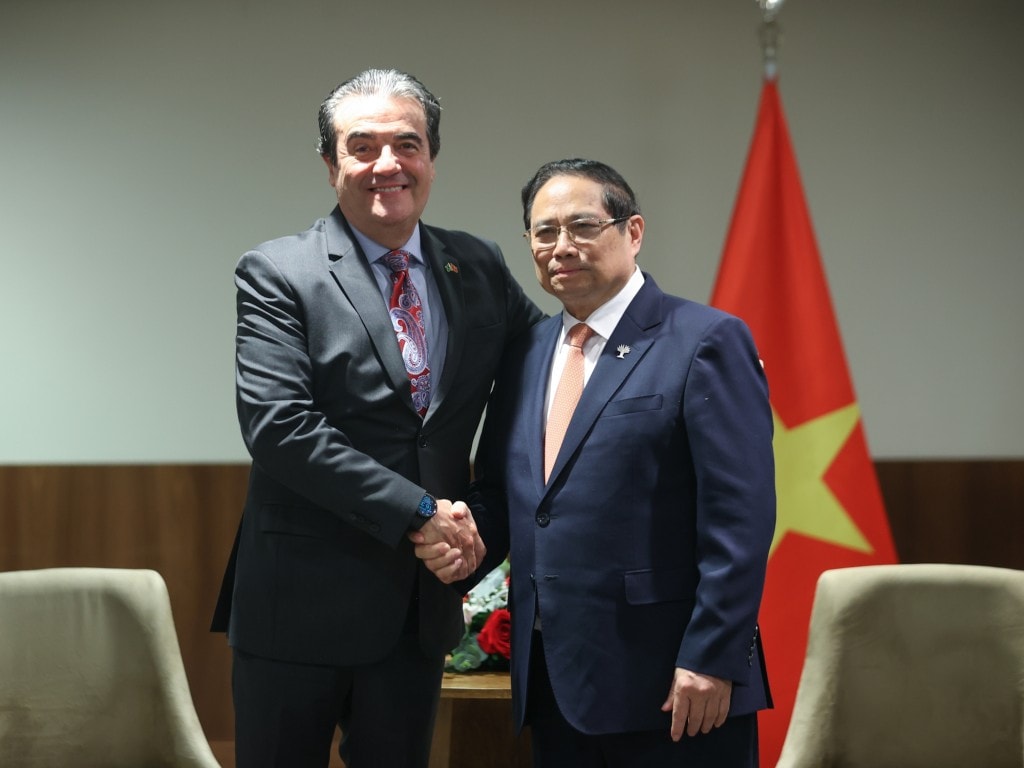 Thủ tướng tiếp ông Celso Nunes Cio, Giám đốc sáng tạo của Alterosa MK - Ảnh: VGP/Nhật Bắc Thủ tướng tiếp ông Celso Nunes Cio, Giám đốc sáng tạo của Alterosa MK - Ảnh: VGP/Nhật Bắc