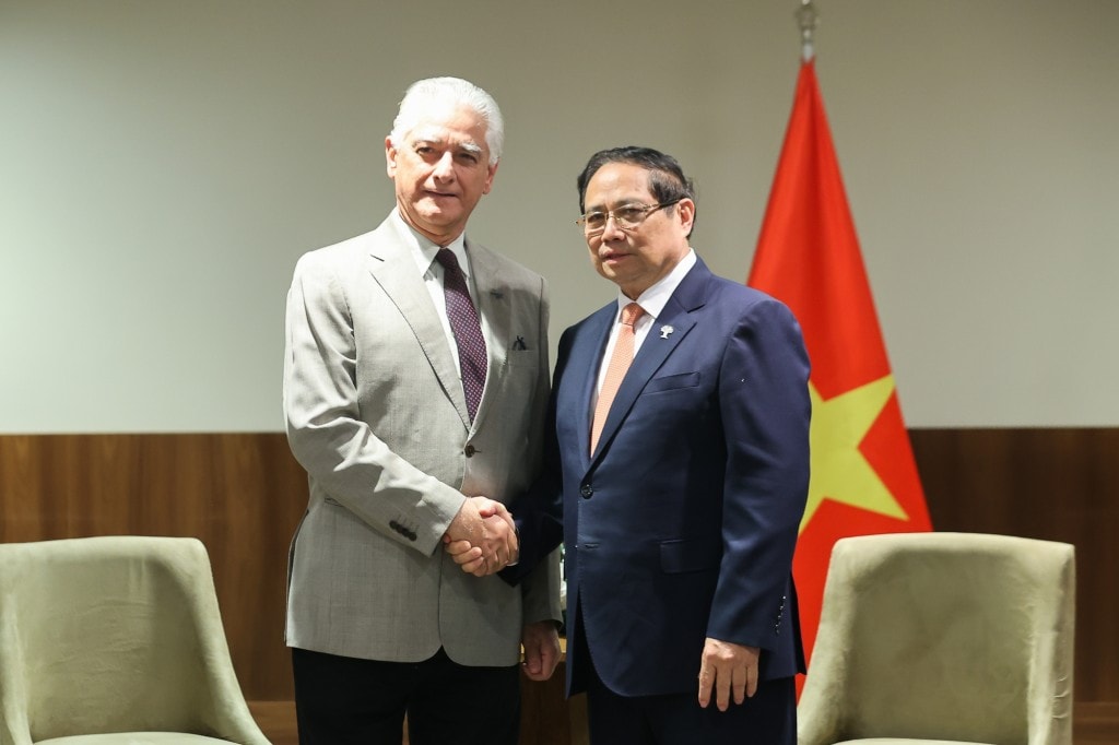 Thủ tướng làm việc với Chủ tịch Liên đoàn Công nghiệp bang Rio de Janeiro (FIRJAN), ông Luiz Césio Caetano - Ảnh: VGP/Nhật Bắc Thủ tướng làm việc với Chủ tịch Liên đoàn Công nghiệp bang Rio de Janeiro (FIRJAN), ông Luiz Césio Caetano - Ảnh: VGP/Nhật Bắc