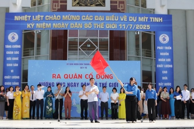 Hà Nội mít tinh hưởng ứng ngày Dân số thế giới 11/7 - Tin tức sự kiện - Cổng thông tin điện tử Sở y tế Hà Nội