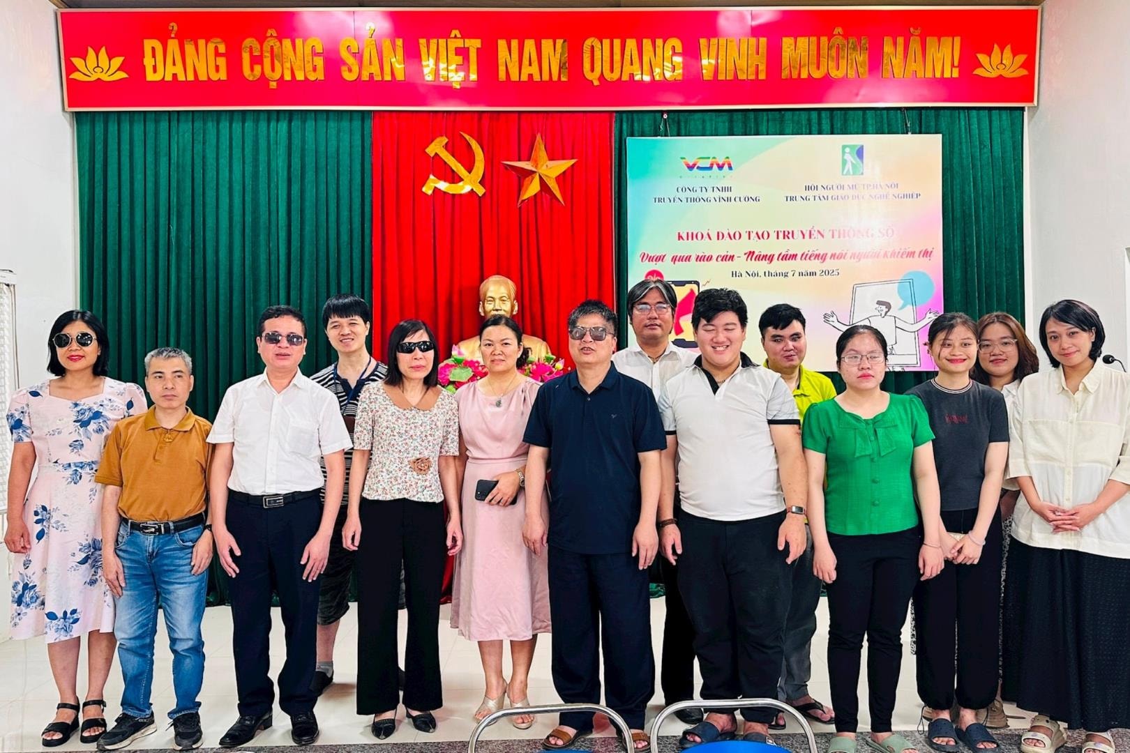 hoc-vien-khiem-thi.jpg