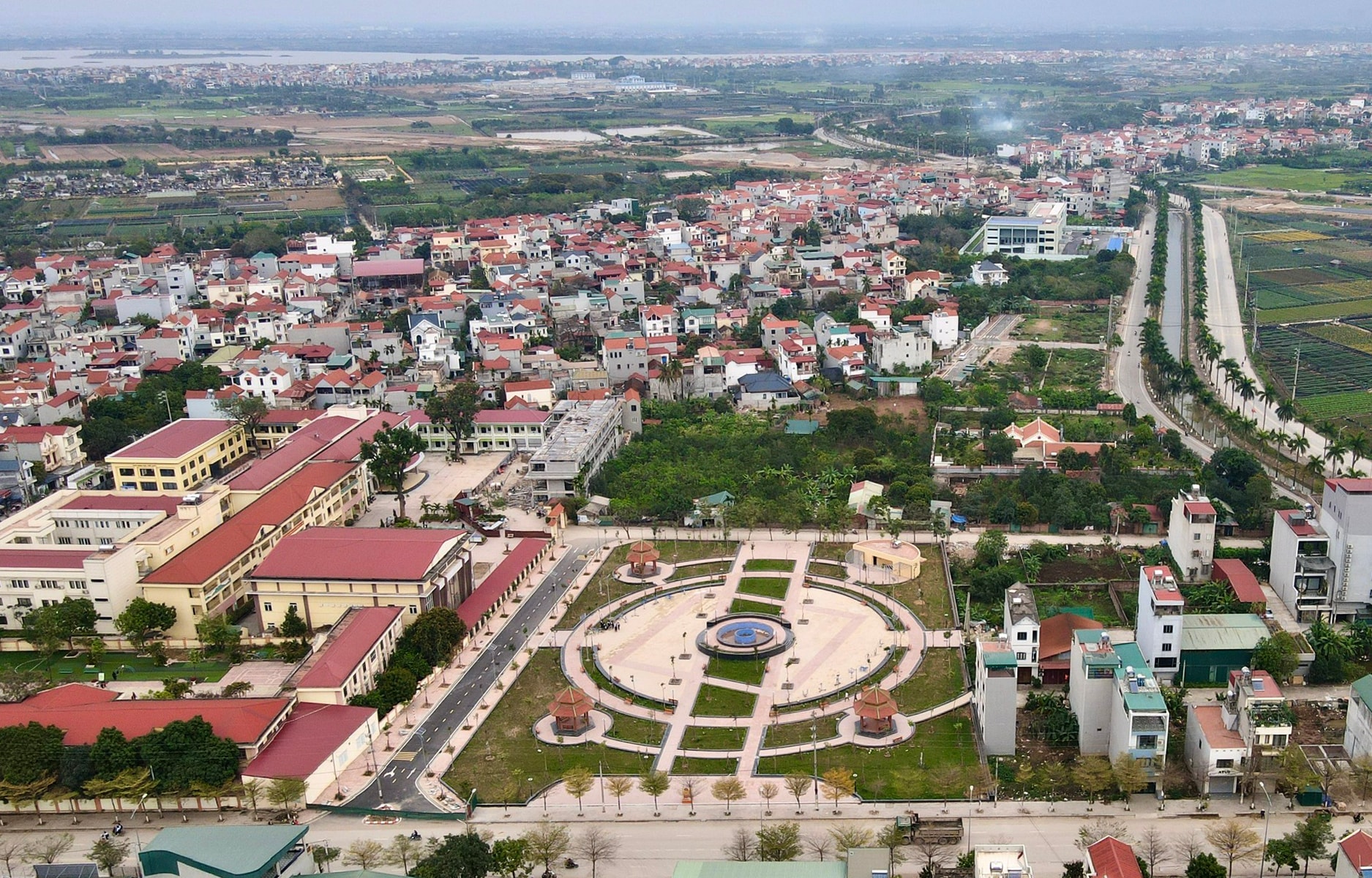 dien-mao-khang-trang-tai-xa-dan-phuong.-anh-nguyen-quang.jpg