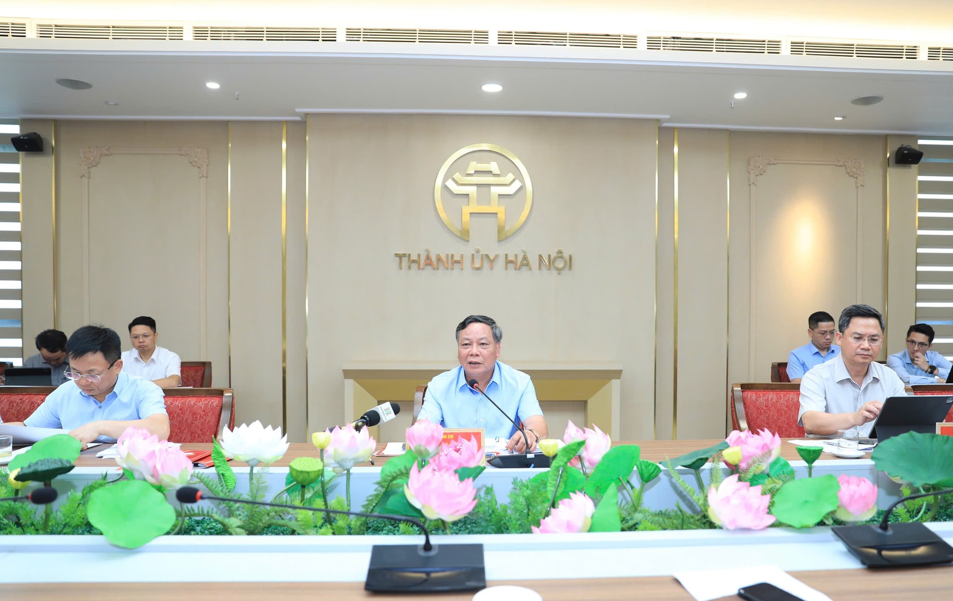 pho-bi-thu-thuong-truc-thanh-uy-ha-noi-nguyen-van-phong-phat-bieu-ket-luan-tai-hoi-nghi.-anh-quang-thai.jpg