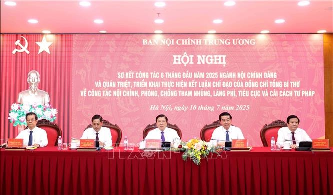 vnanet.vn-data-articles-2025-07-10-8141258-_vna_potal_hoi_nghi_trien_khai_hoat_dong_6_thang_cuoi_nam_2025_nganh_noi_chinh_dang__stand.jpg