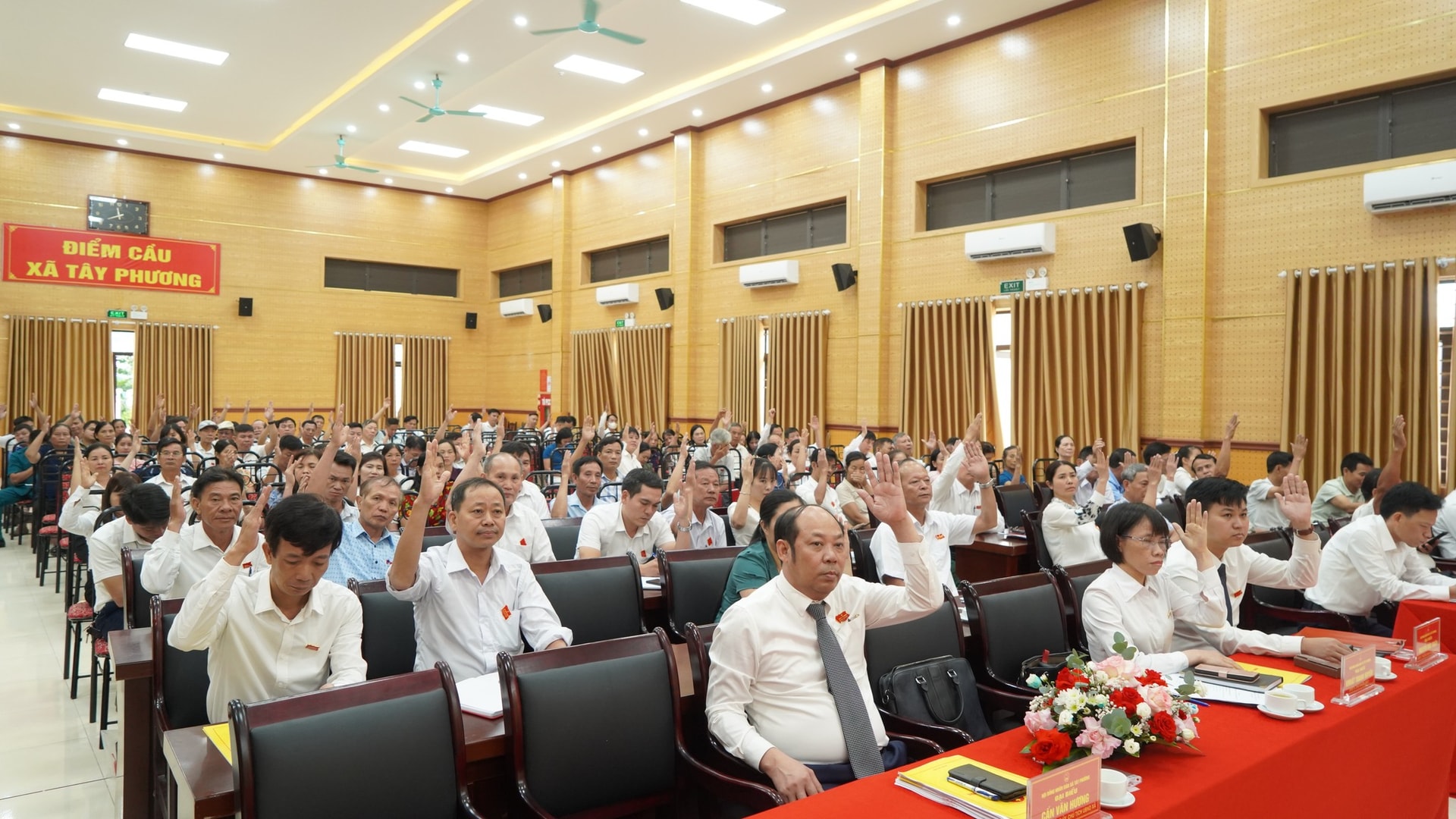 tay-phuong-2.jpg
