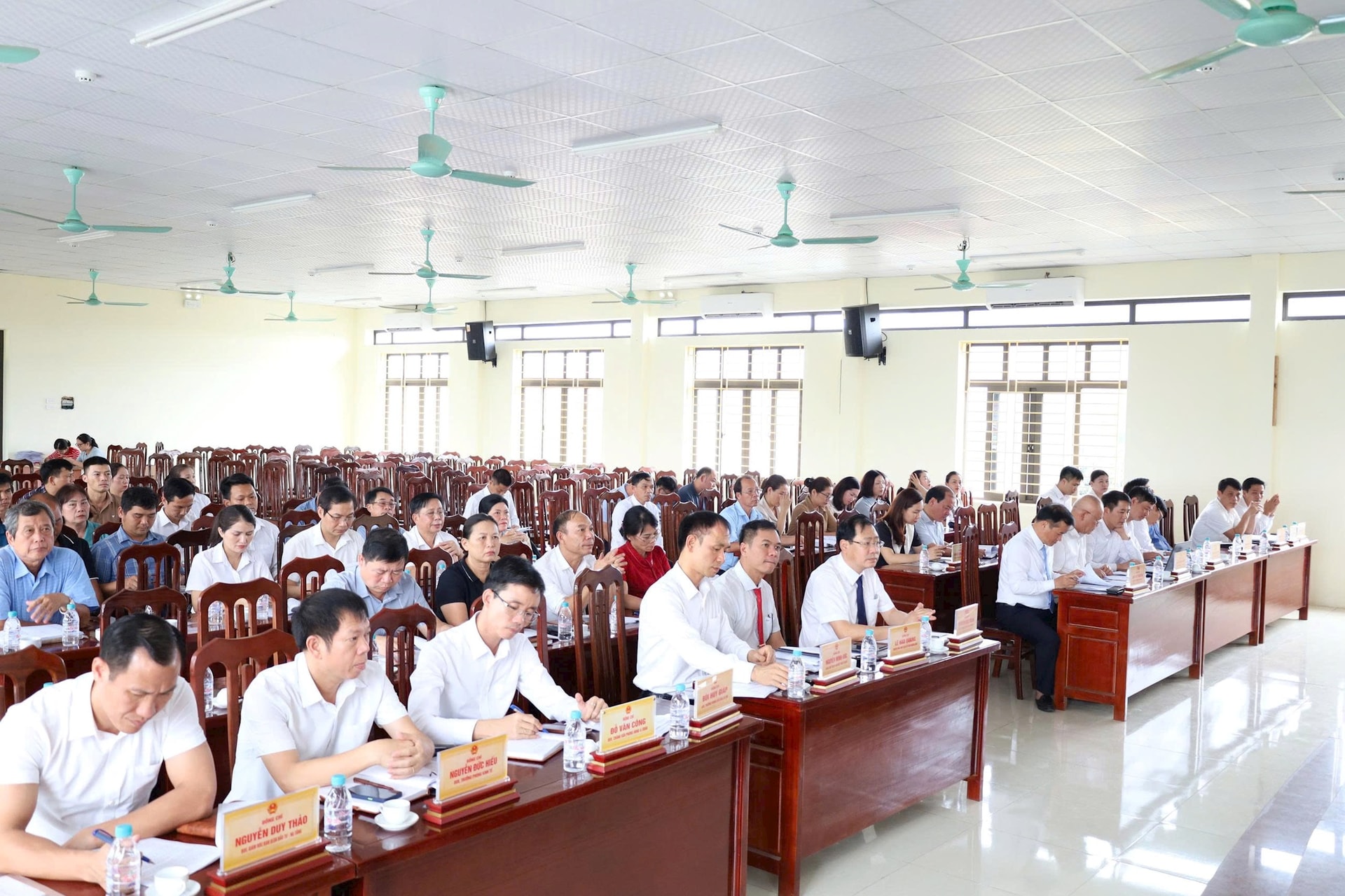 11-7-hdnd-suoi-hai.jpg