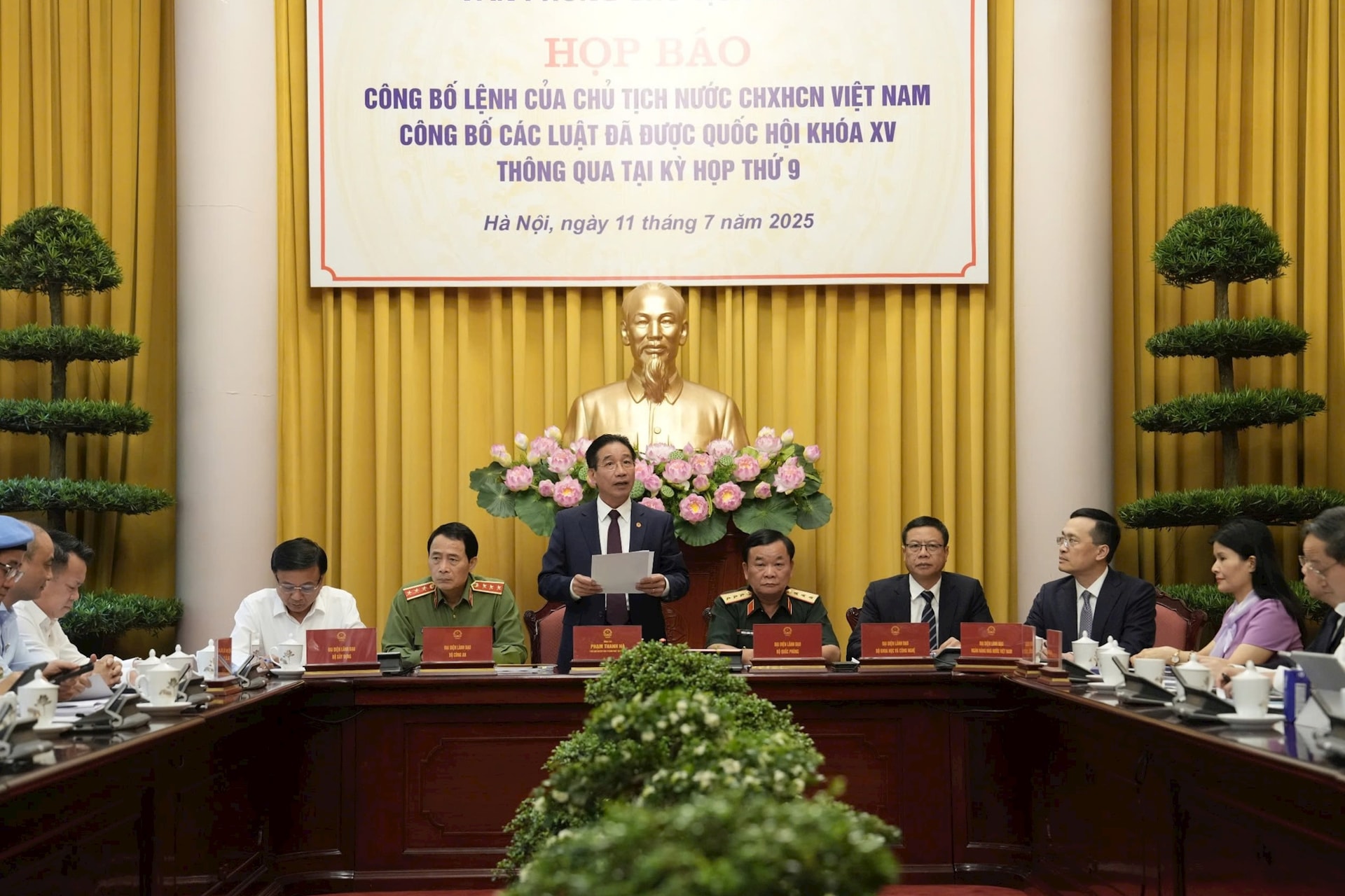 hop-bao3.jpg