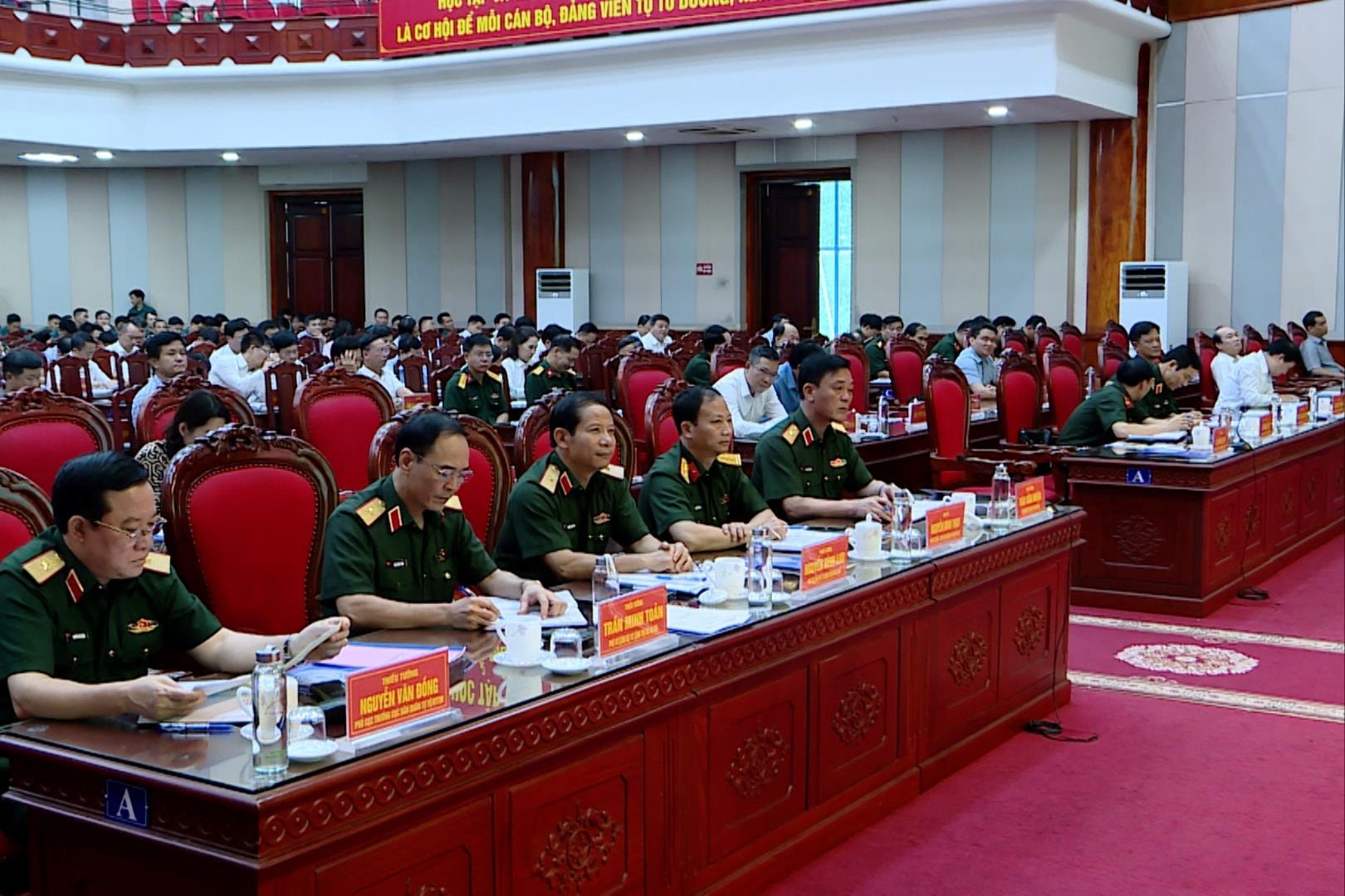 anh1.jpg