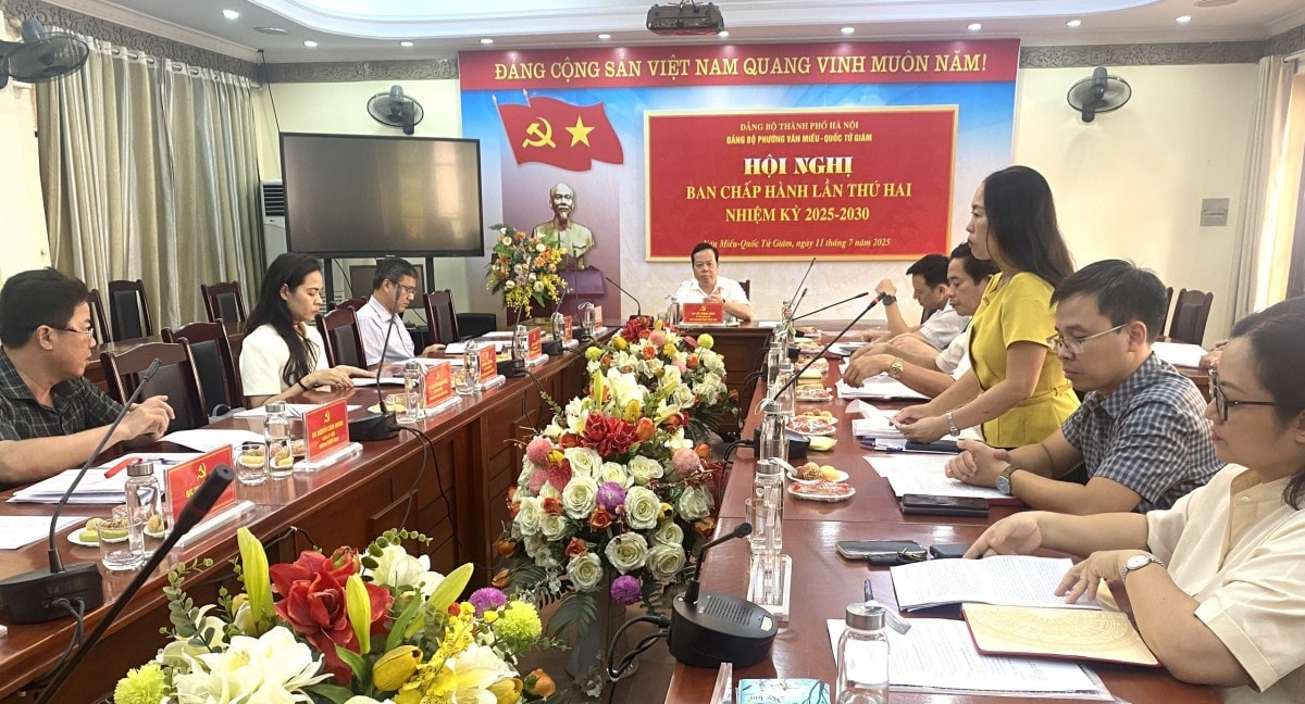 Phường Văn Miếu - Quốc Tử Giám kiện toàn tổ chức Đảng, chuẩn bị Đại hội nhiệm kỳ 2025–2030