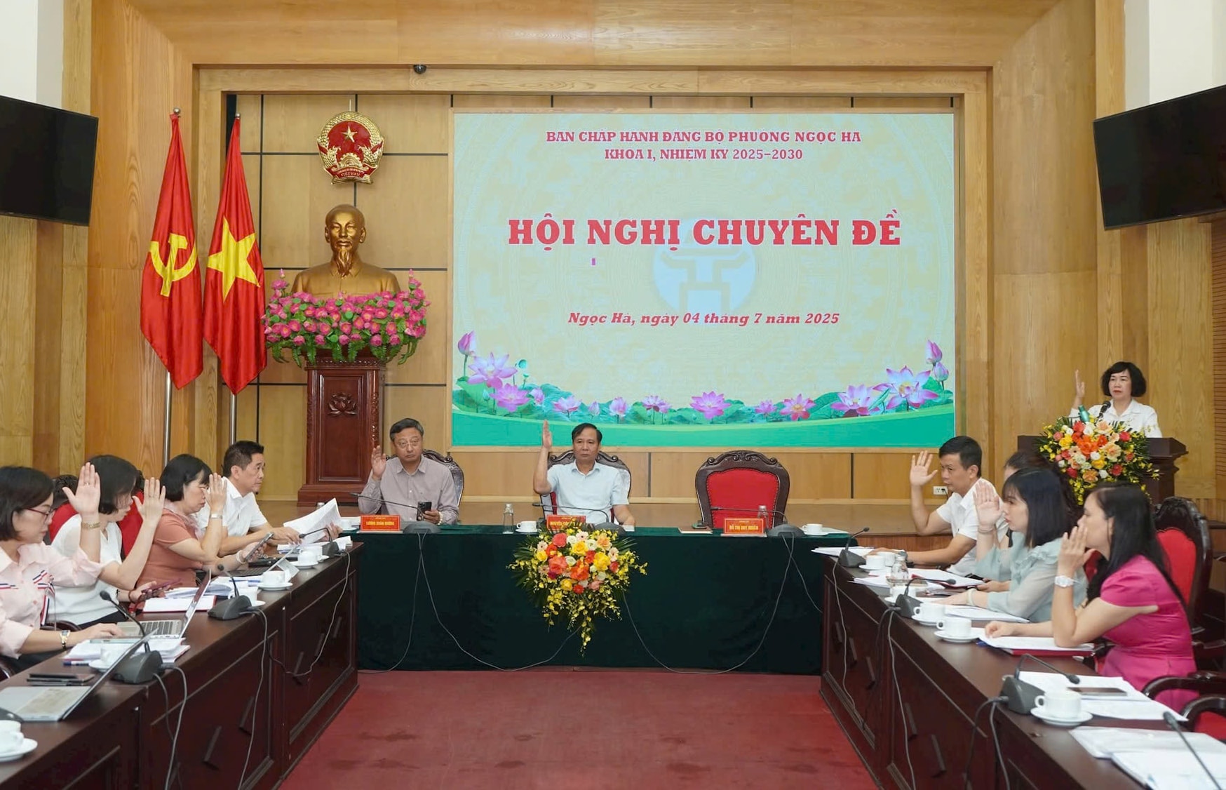 ban-chap-hanh-dang-bo-phuong-ngoc-ha-to-chuc-hoi-nghi-trien-khai-cac-noi-dung-chuan-bi-dai-hoi-dang-bo-lan-thu-i-nhiem-ky-2025-2030.-anh-mai-huu.jpg
